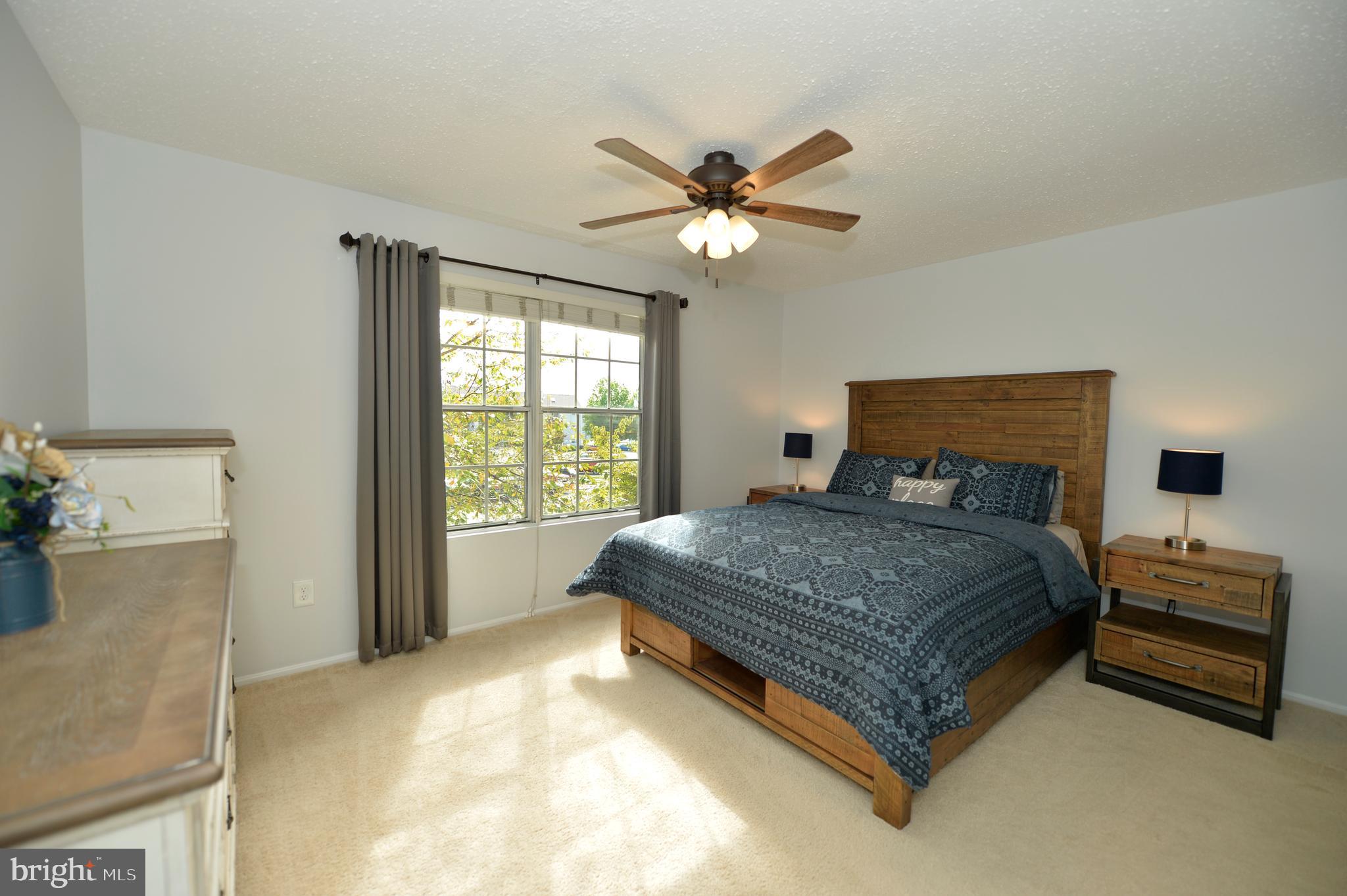 FOX CHAPEL AT TUDOR KNOLLS - Residential Lease