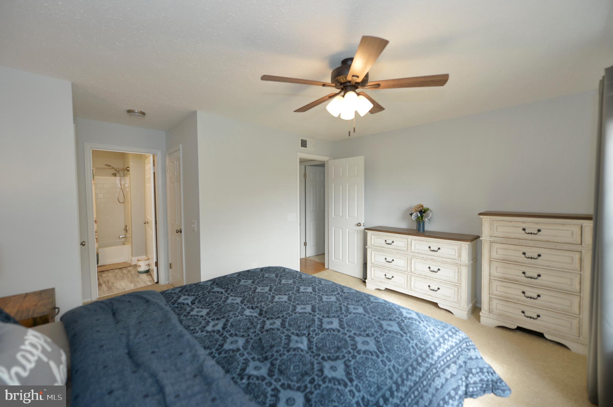 FOX CHAPEL AT TUDOR KNOLLS - Residential Lease