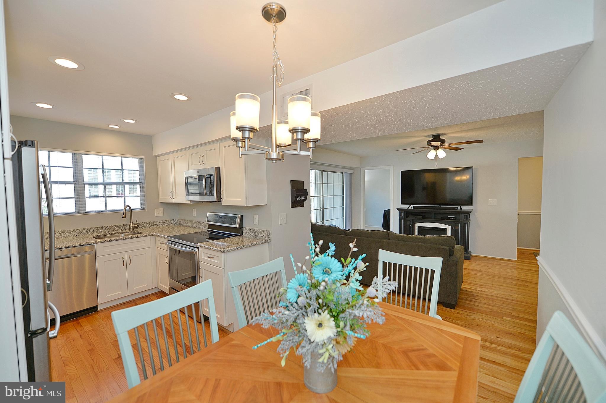 FOX CHAPEL AT TUDOR KNOLLS - Residential Lease