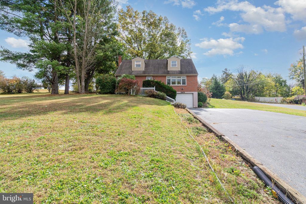 Photo of 6401 Linglestown Road, HARRISBURG, PA 17112 (MLS # PADA2050904)