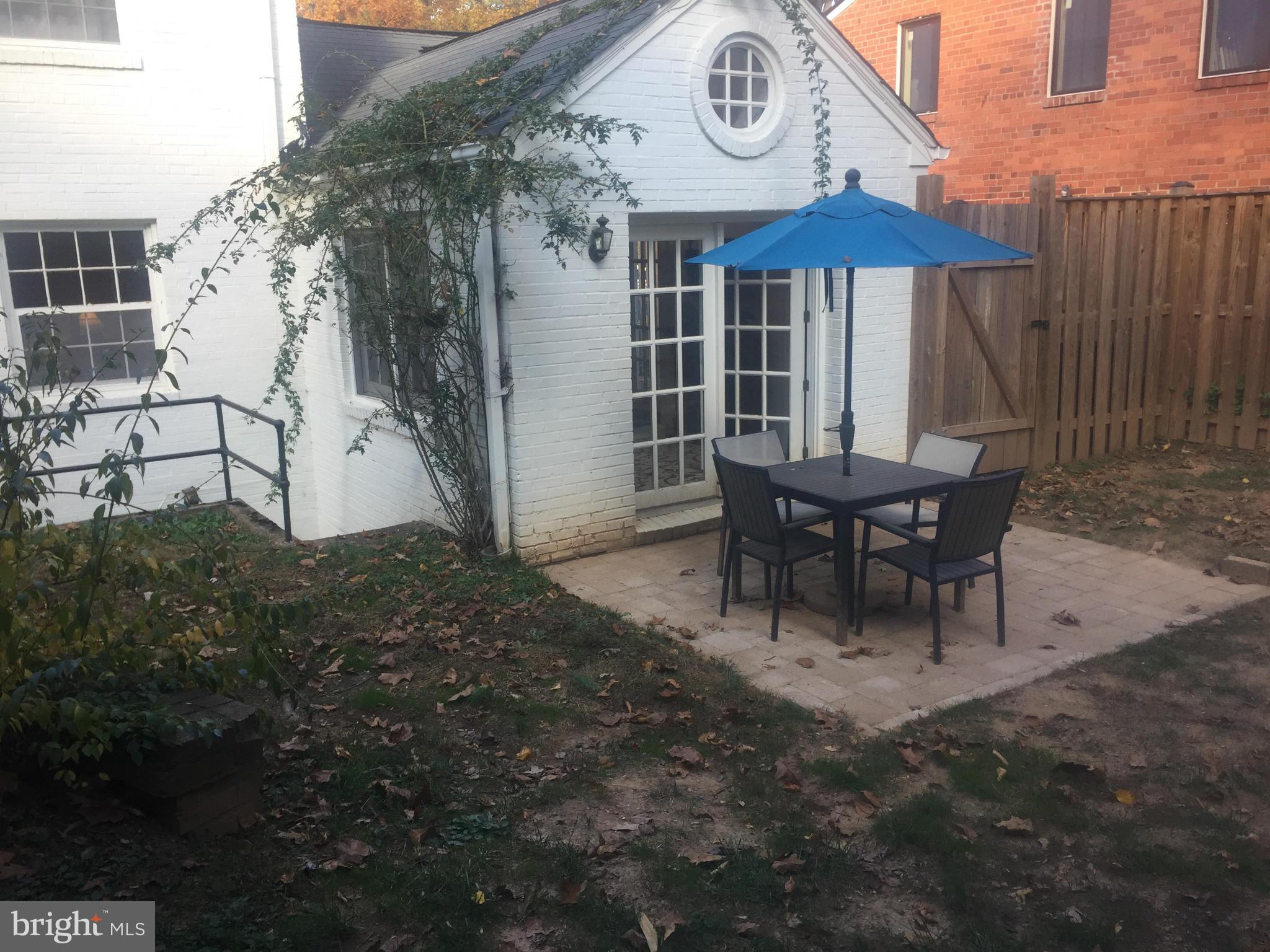 LEE HEIGHTS - Residential Lease