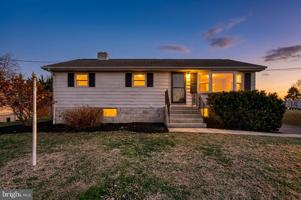 Photo of 946 Church Road, YORK, PA 17404 (MLS # PAYK2095042)