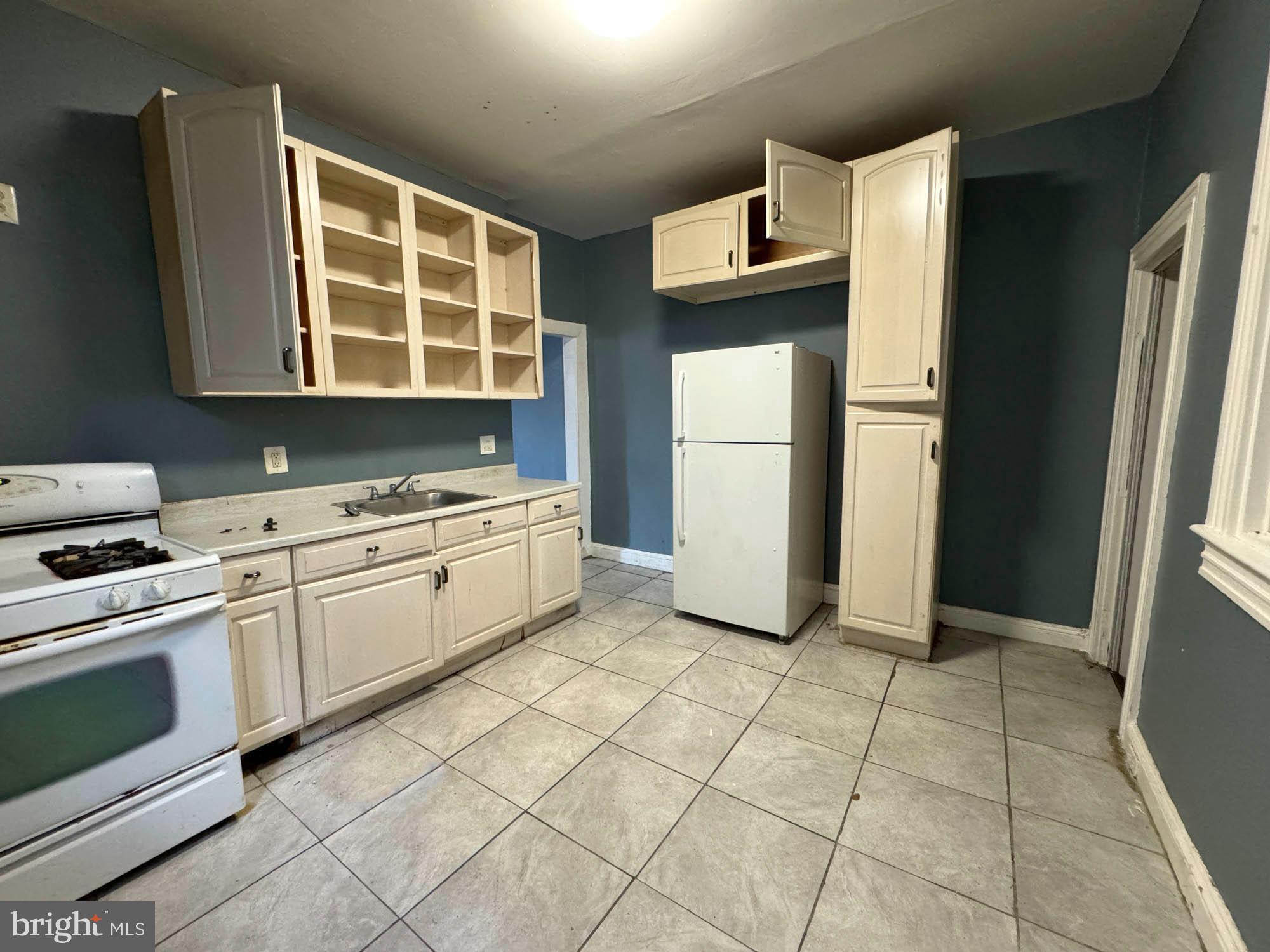 EDMONDSON VILLAGE - Residential