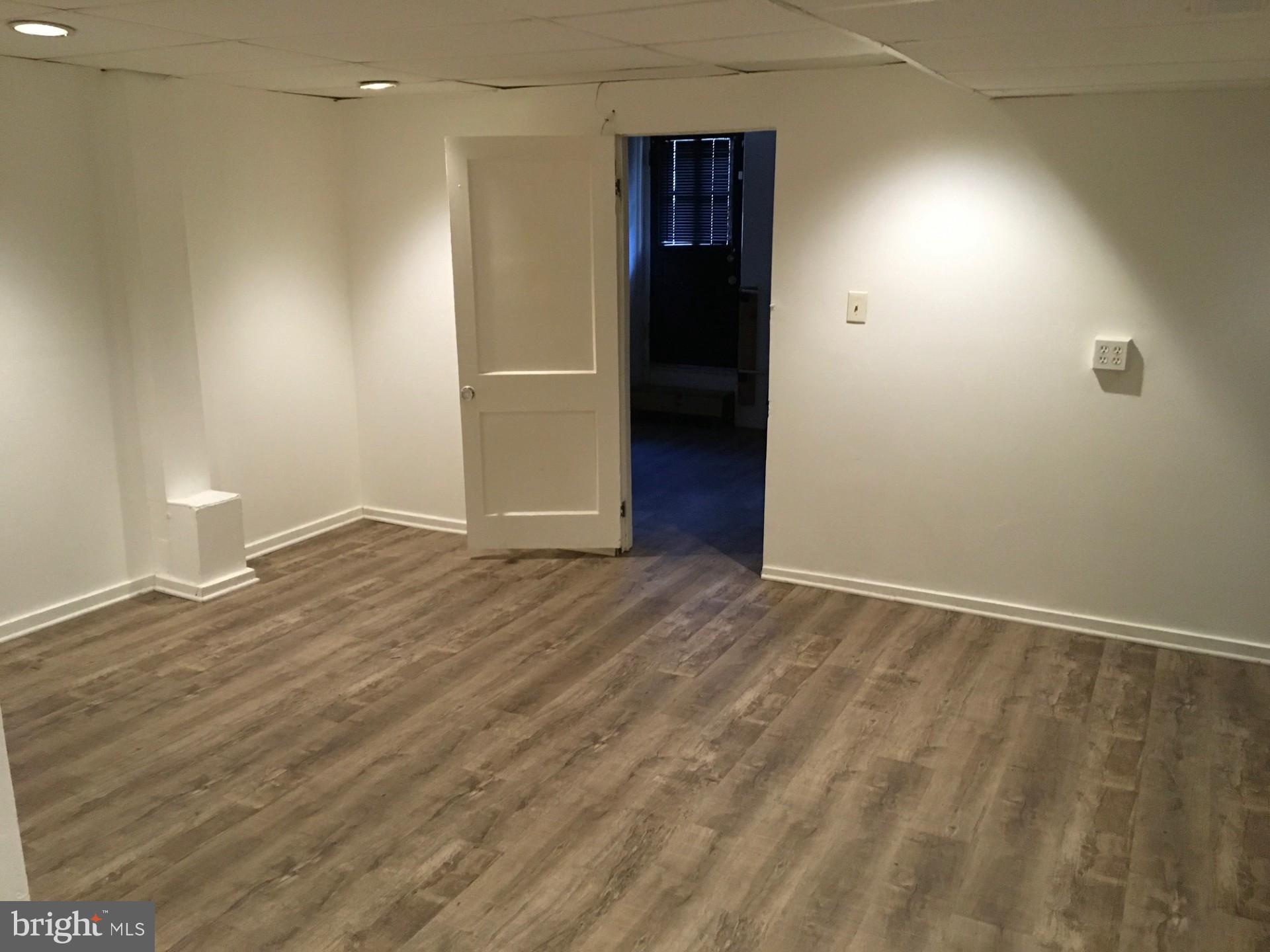 GREEN SPRING - Residential Lease