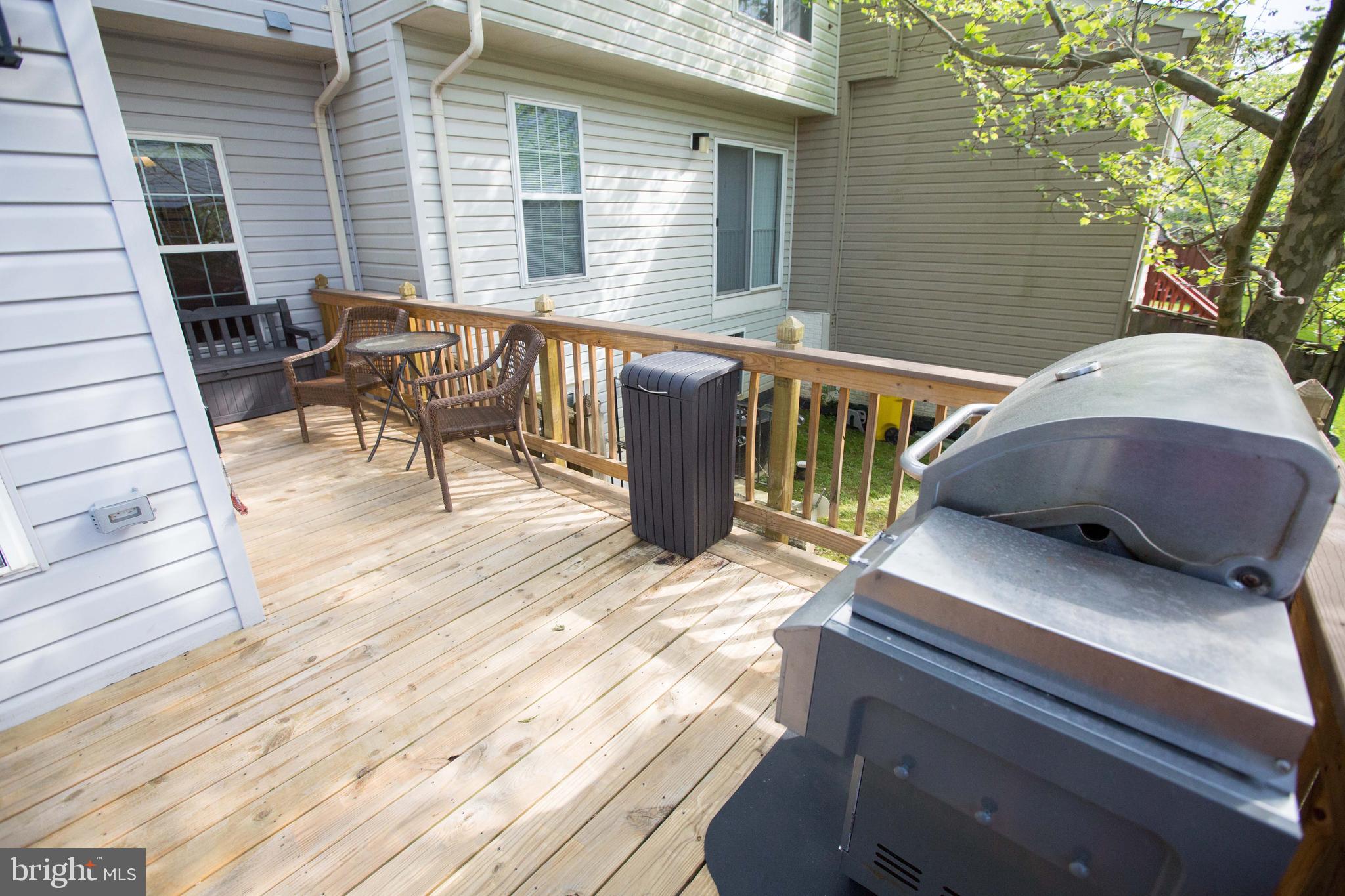 RUSSETT - Residential