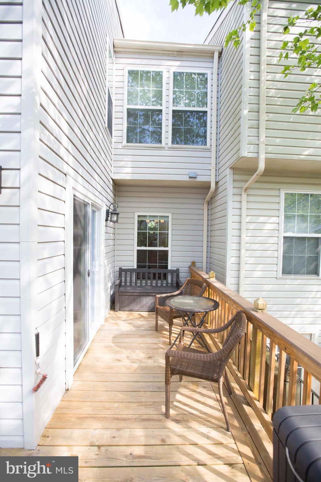 RUSSETT - Residential