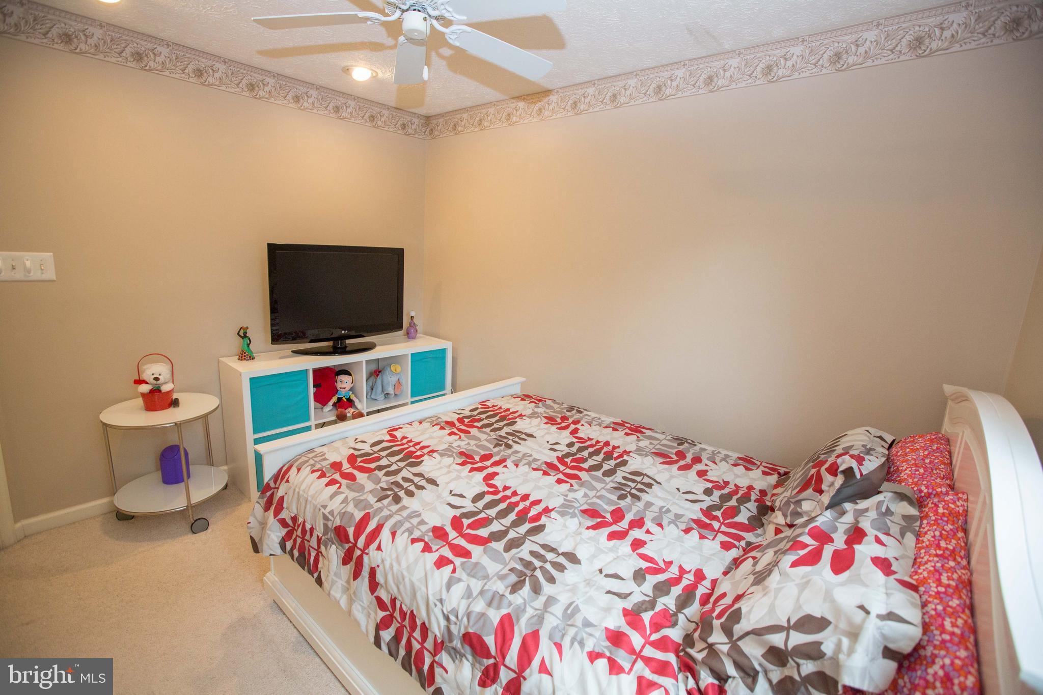 RUSSETT - Residential