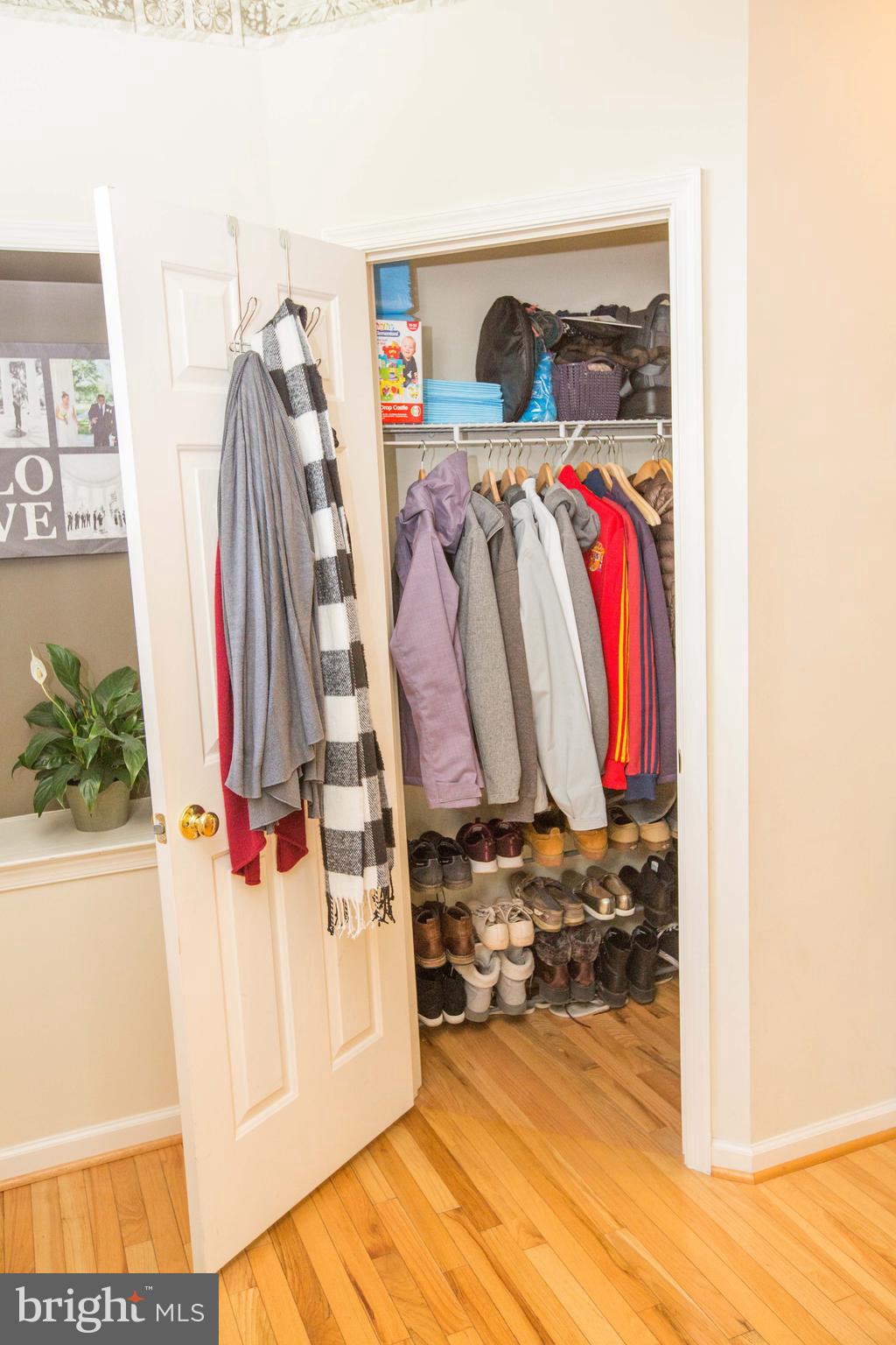 RUSSETT - Residential