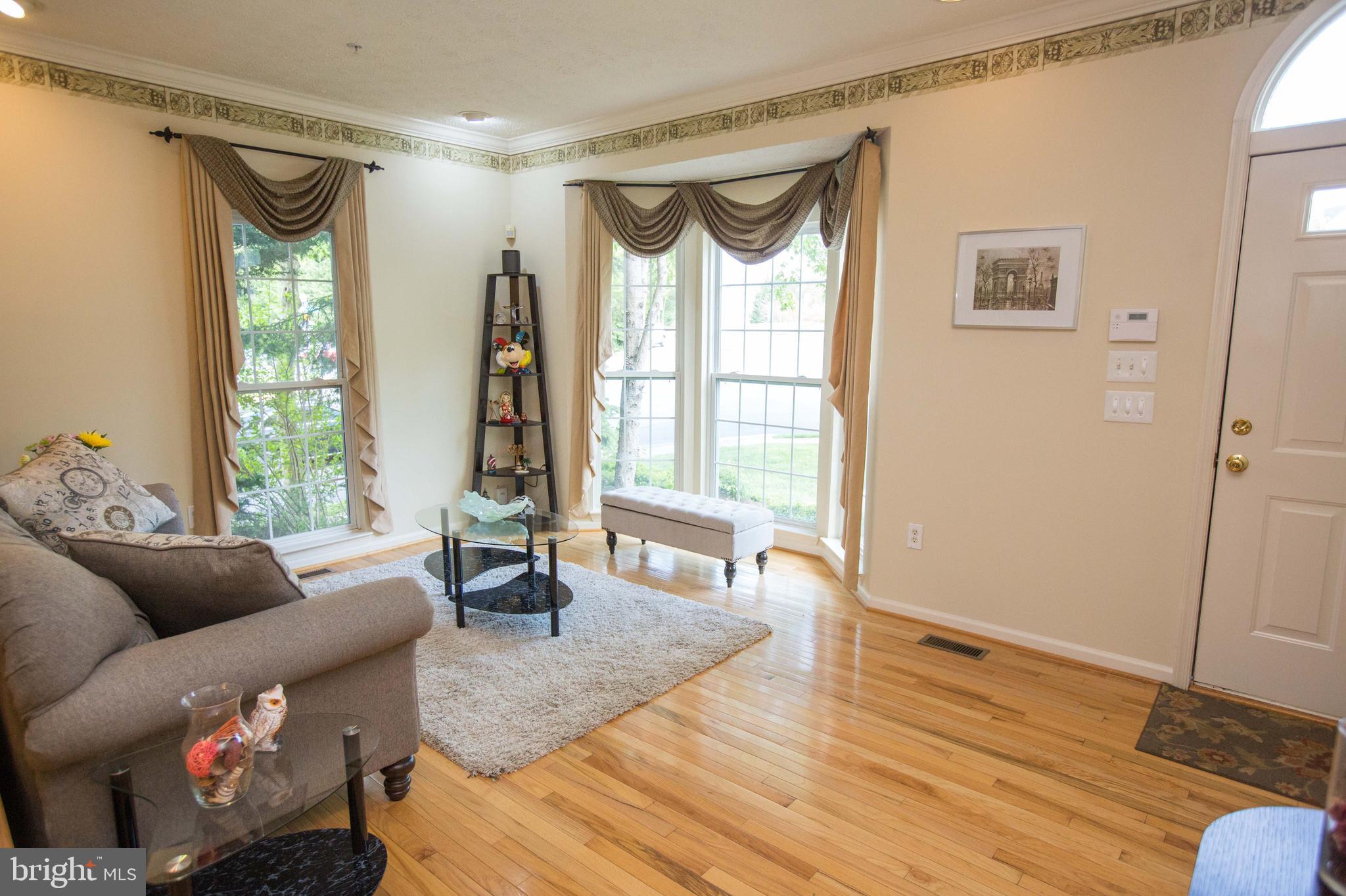 RUSSETT - Residential