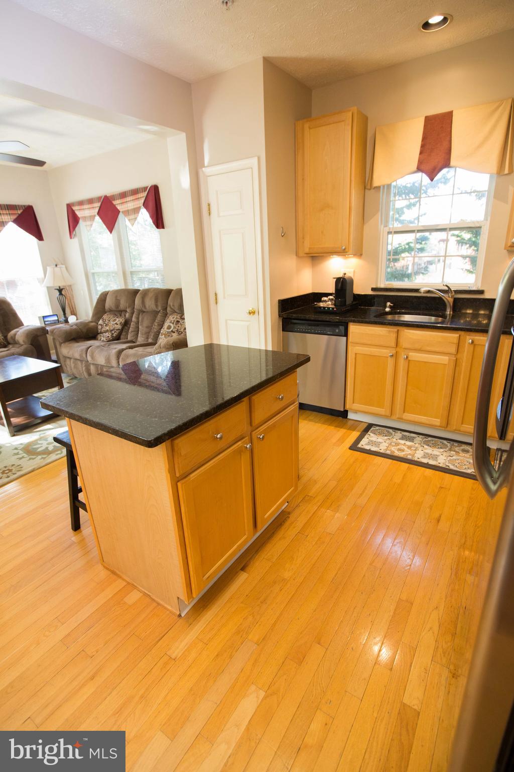 RUSSETT - Residential