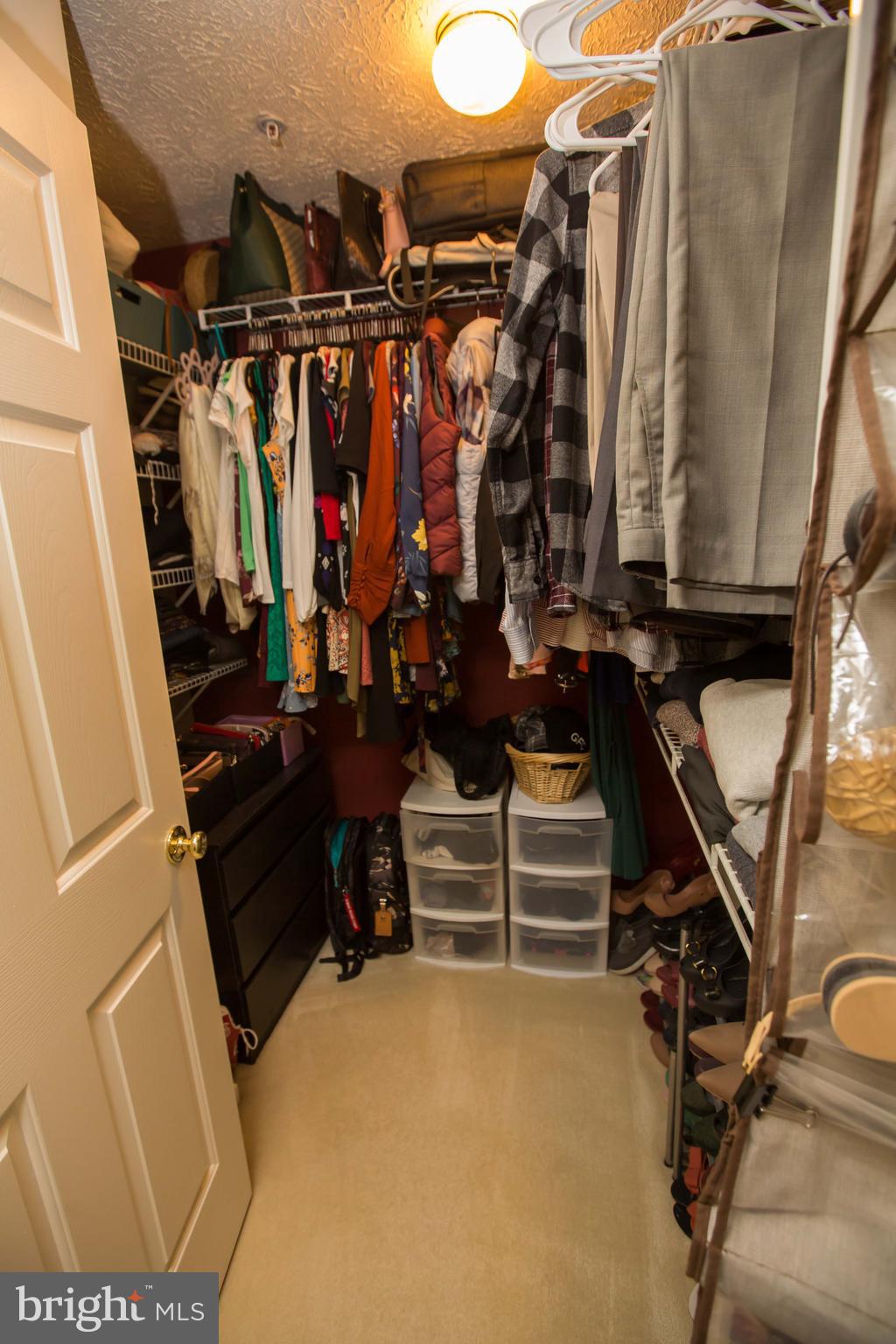 RUSSETT - Residential