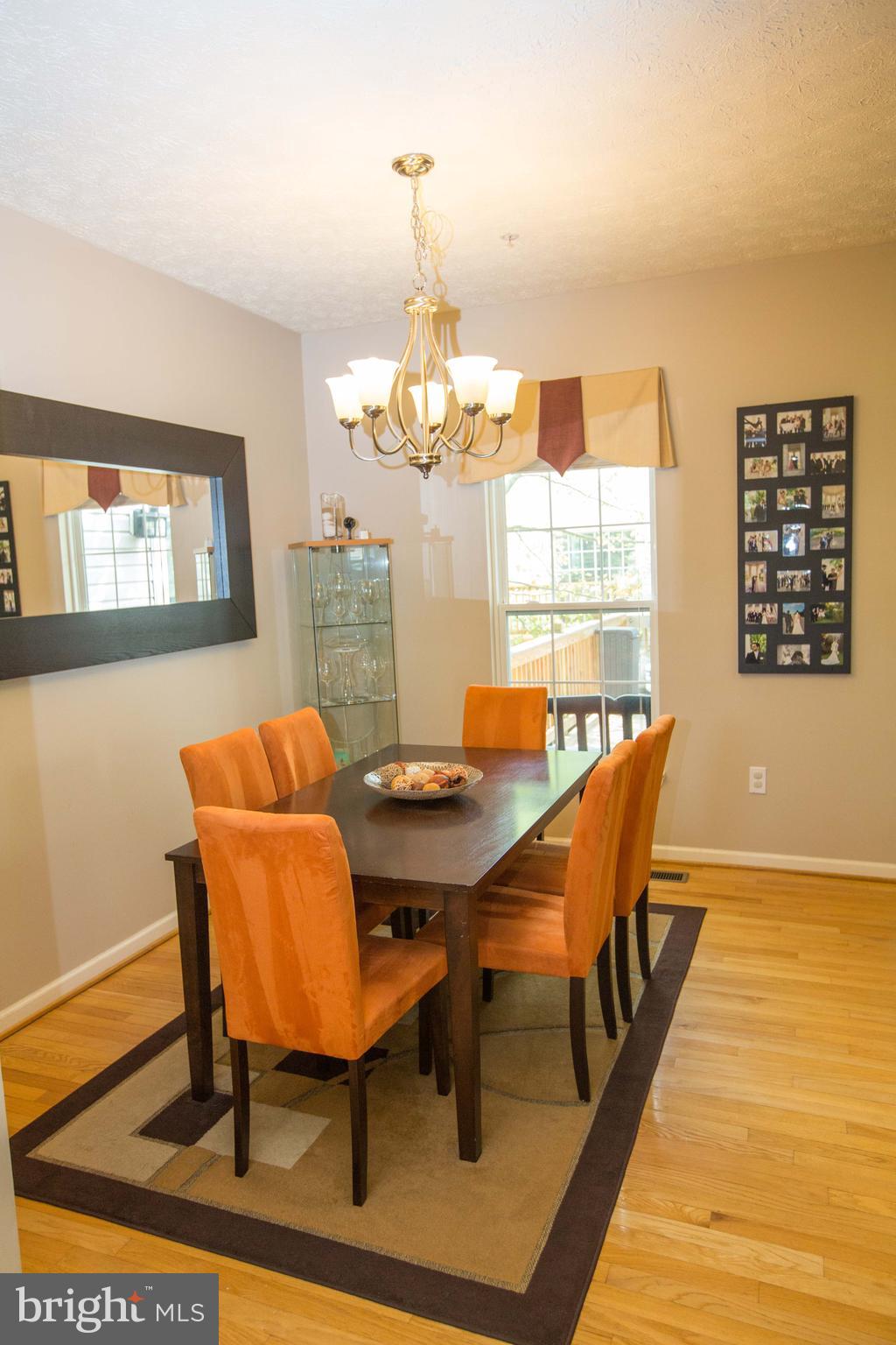 RUSSETT - Residential