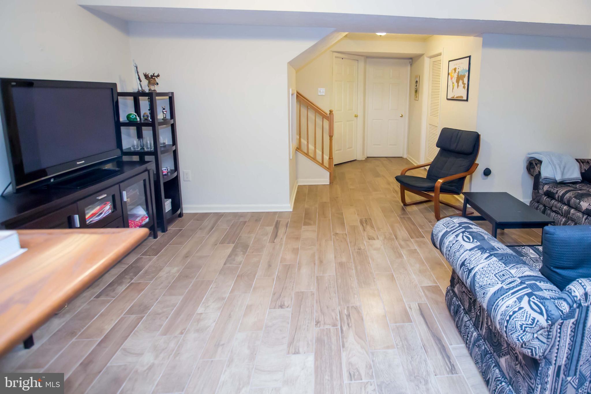 RUSSETT - Residential