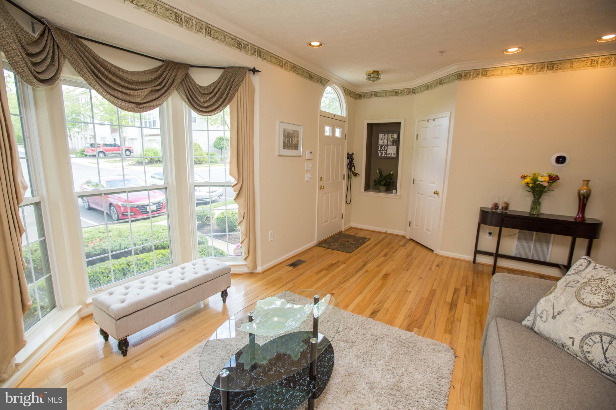 RUSSETT - Residential