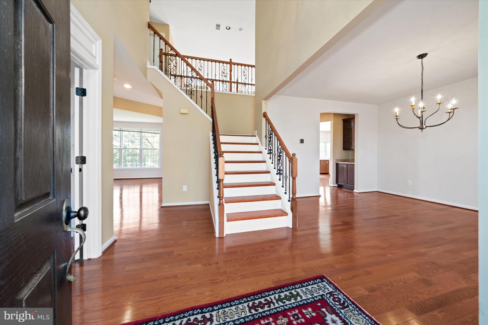 318 MOURNING DOVE DRIVE