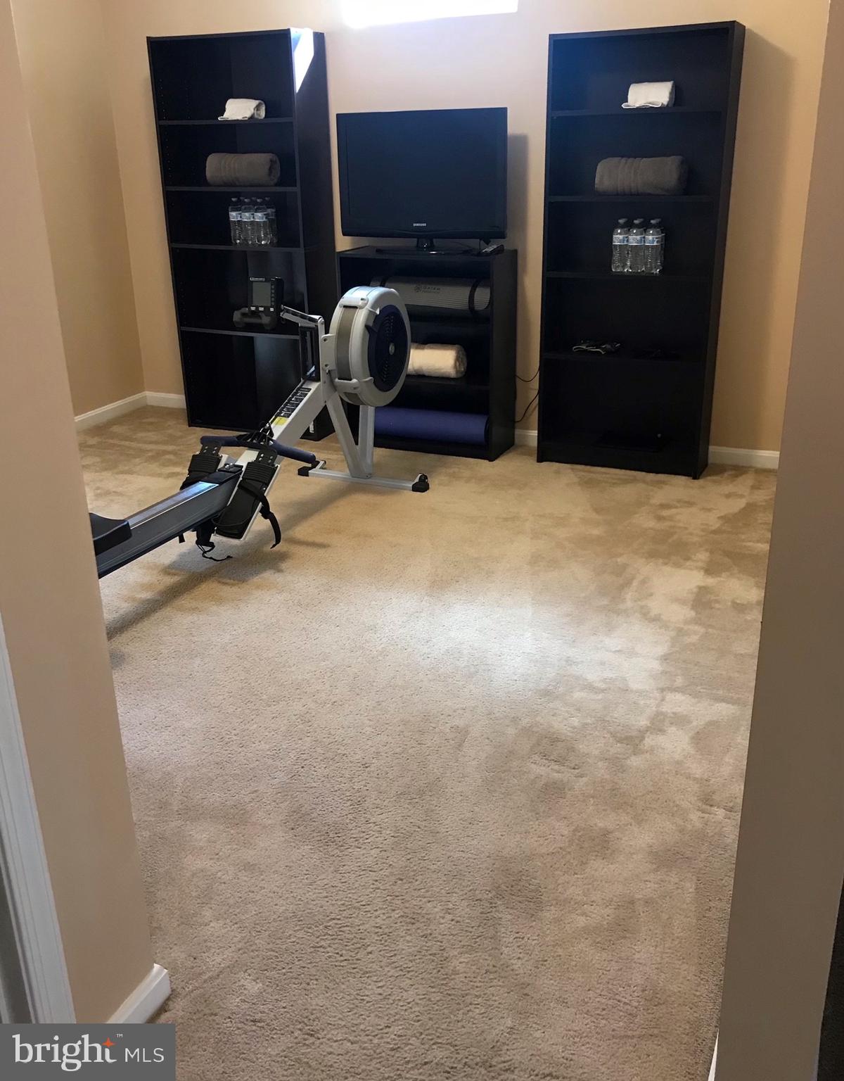 VILLAGES AT LEONARDTOWN - Residential