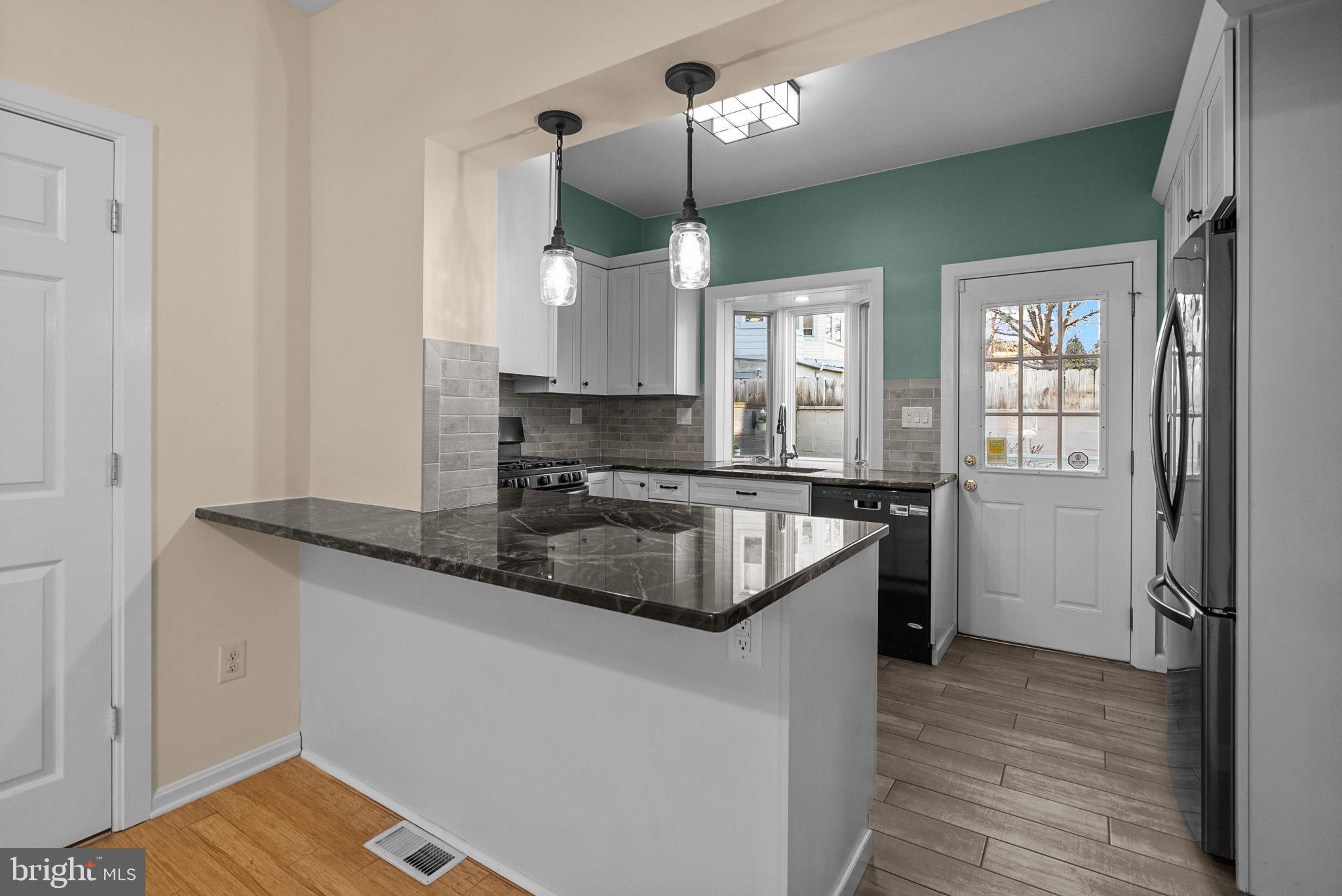 FISHTOWN - Residential