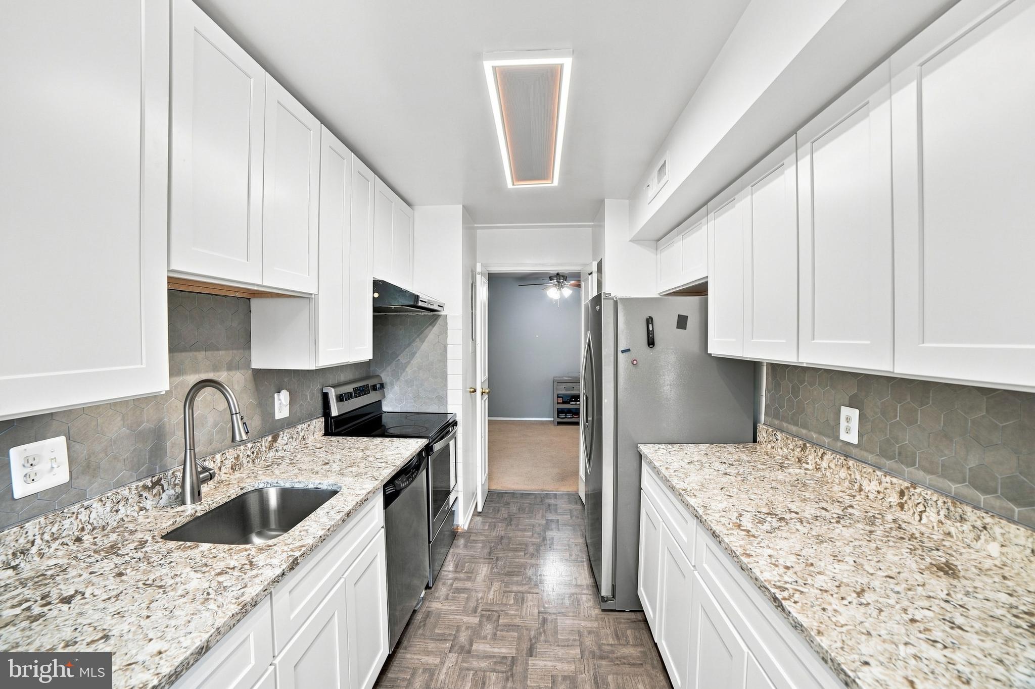 402 GIRARD STREET 9