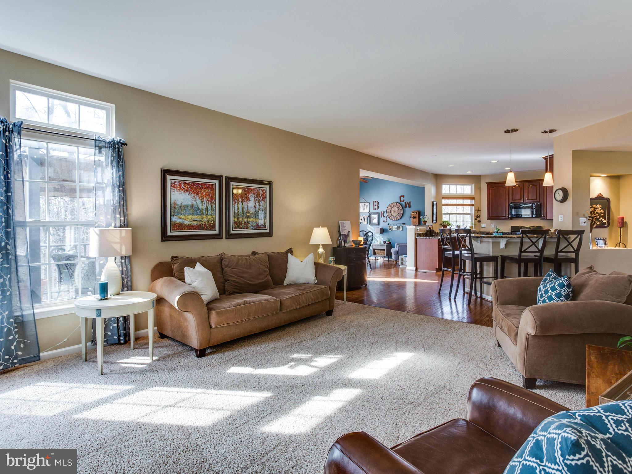 KINGSVIEW VILLAGE - Residential