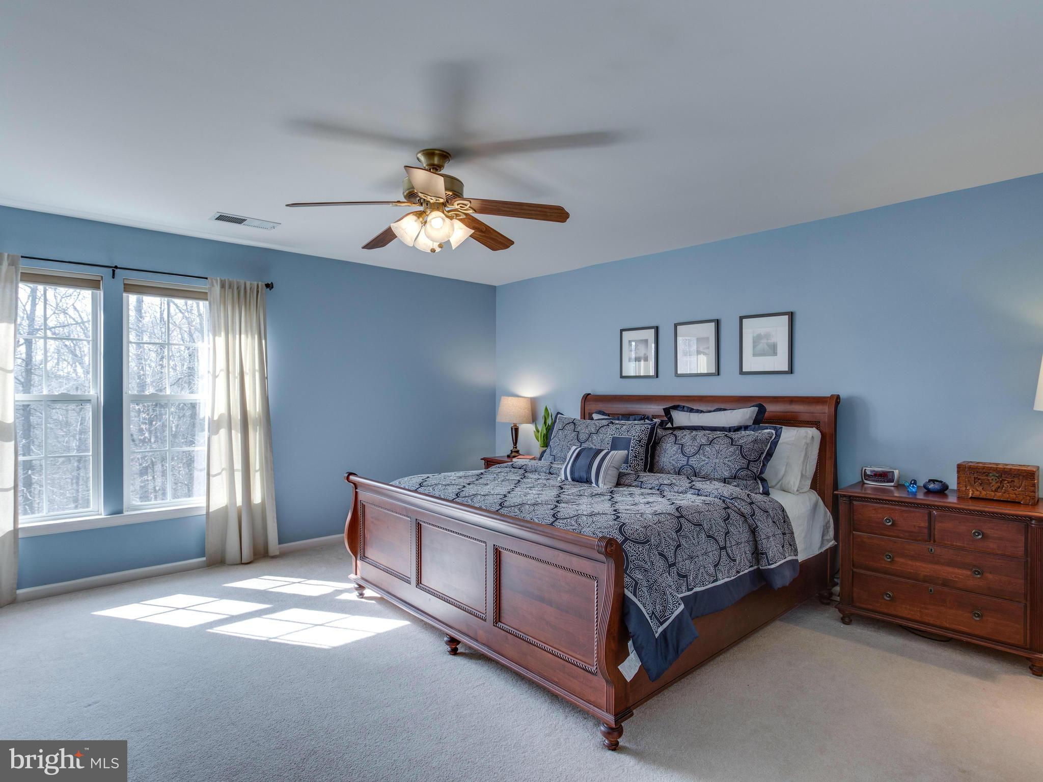 KINGSVIEW VILLAGE - Residential