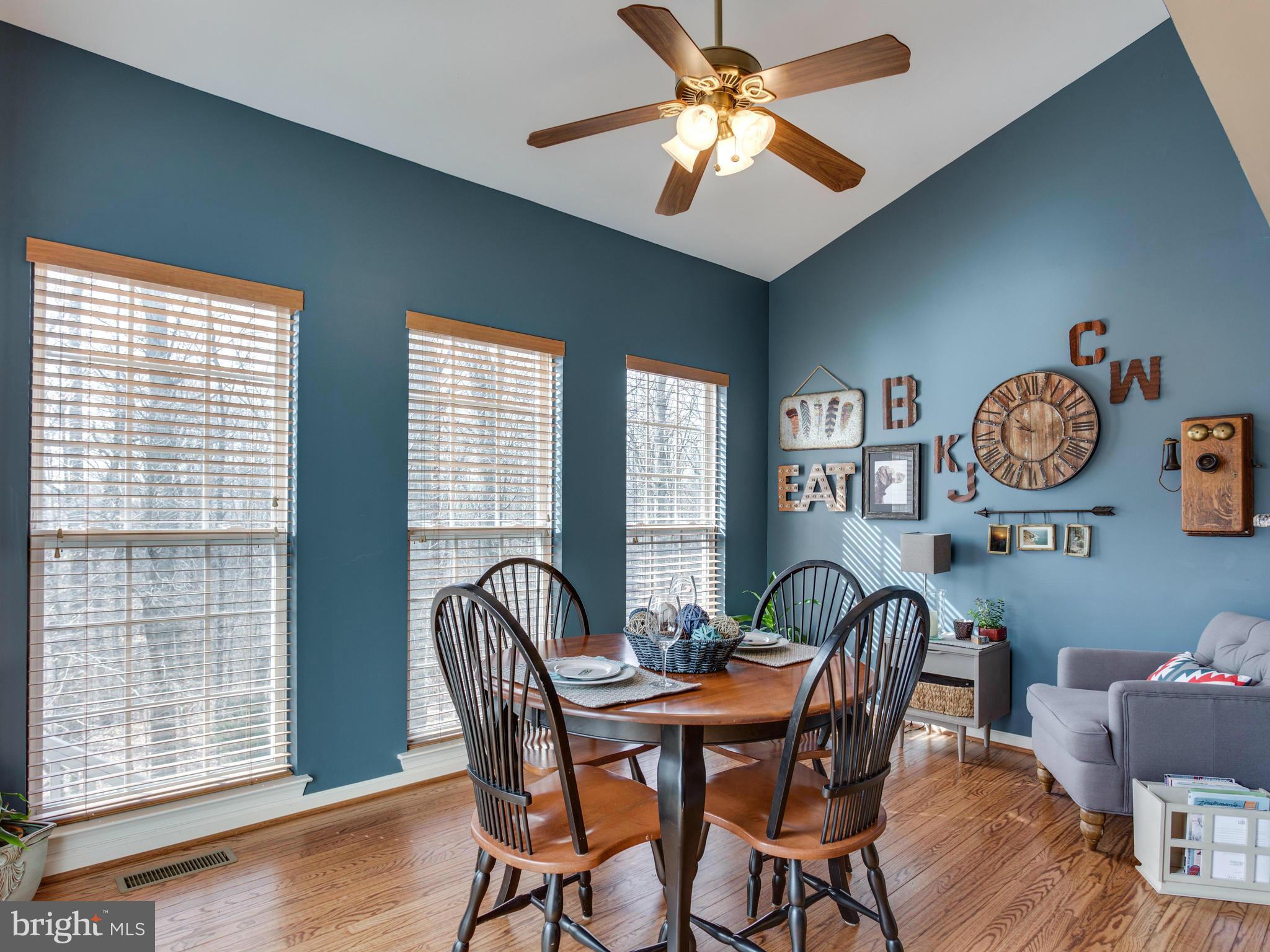 KINGSVIEW VILLAGE - Residential