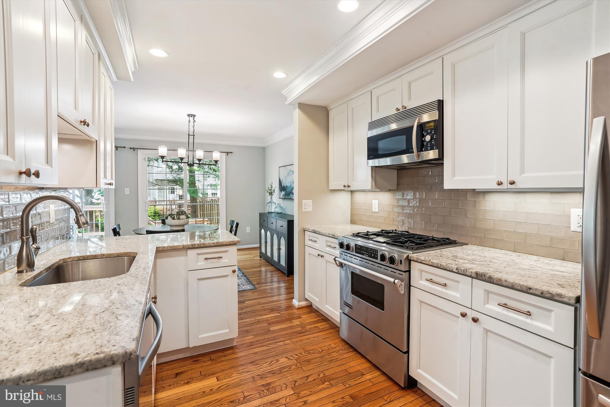 FAIR WOODS - Residential