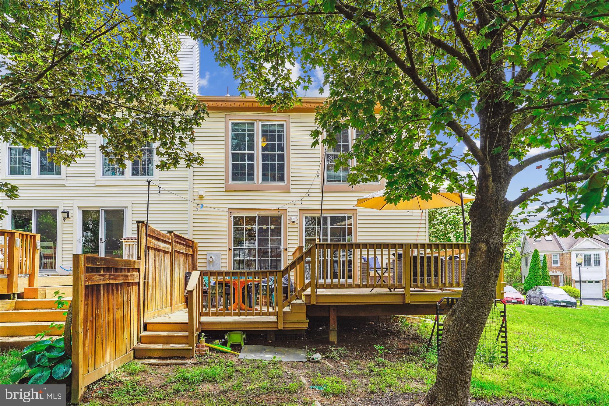 FAIR WOODS - Residential