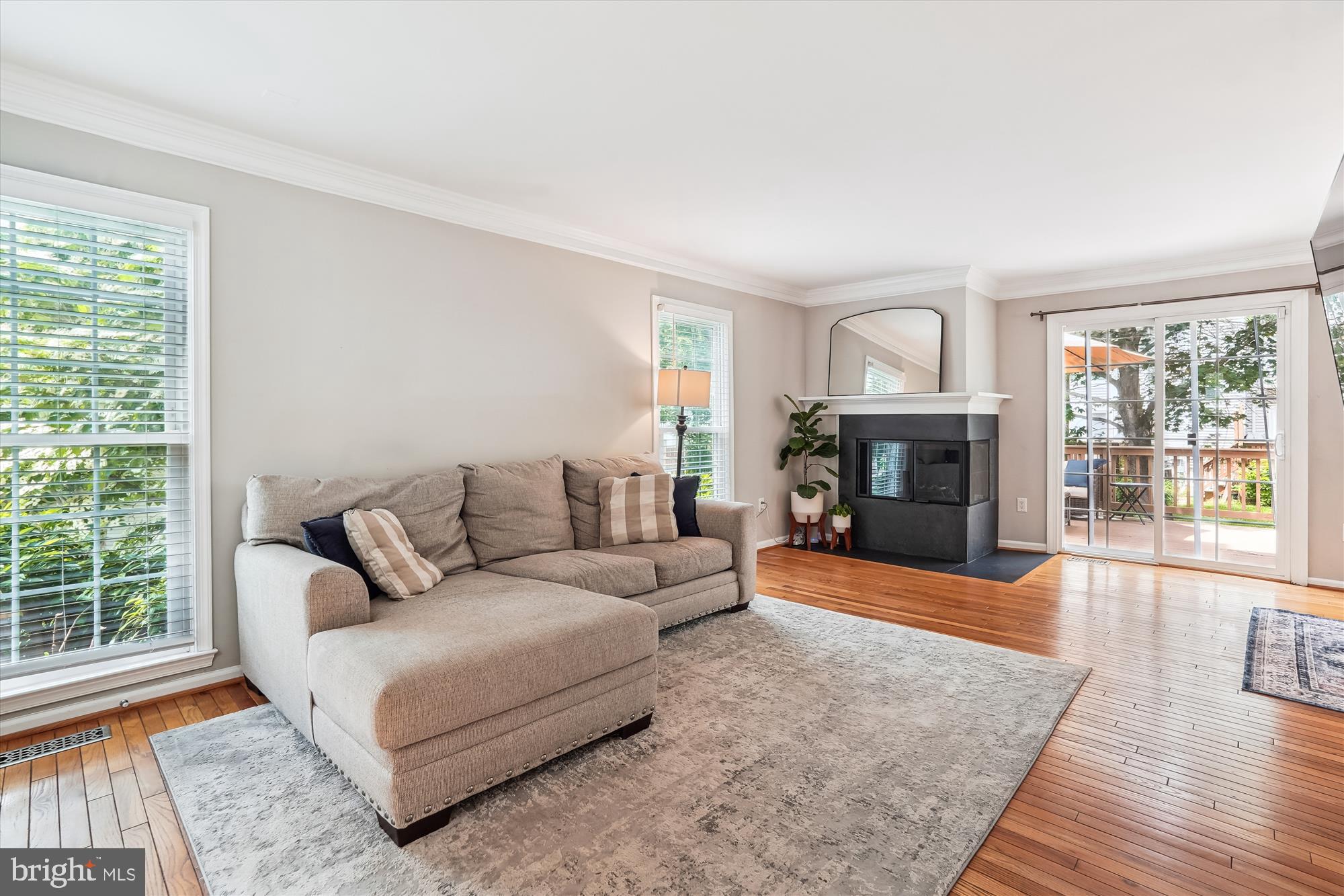 FAIR WOODS - Residential