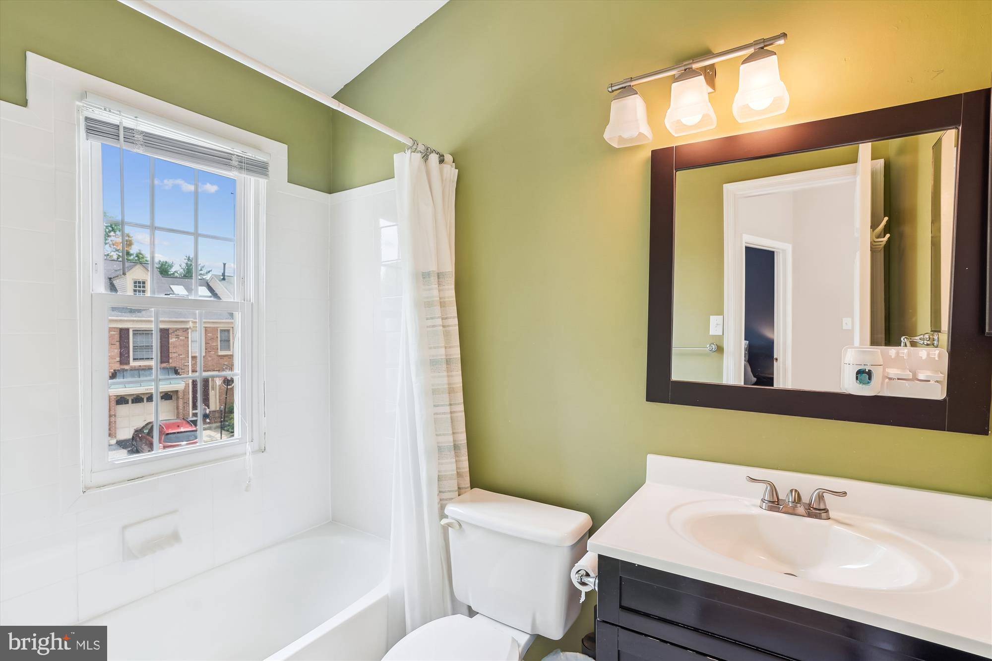 FAIR WOODS - Residential