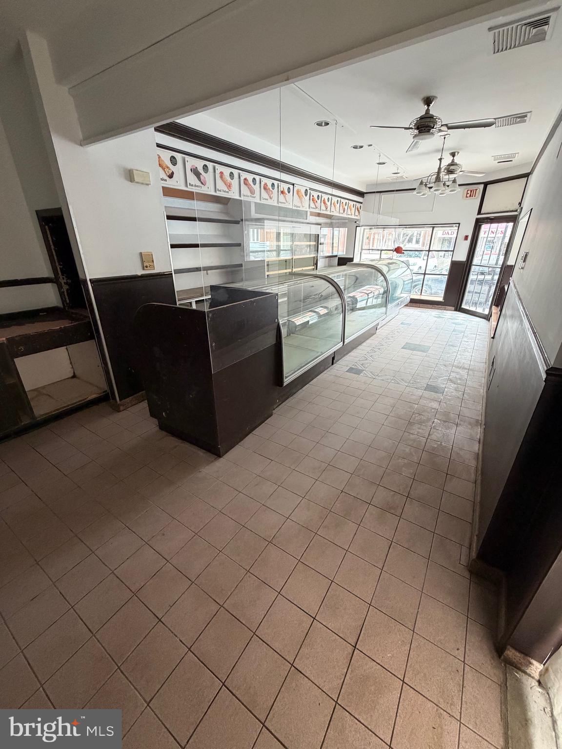 GIRARD ESTATES - Commercial Sale