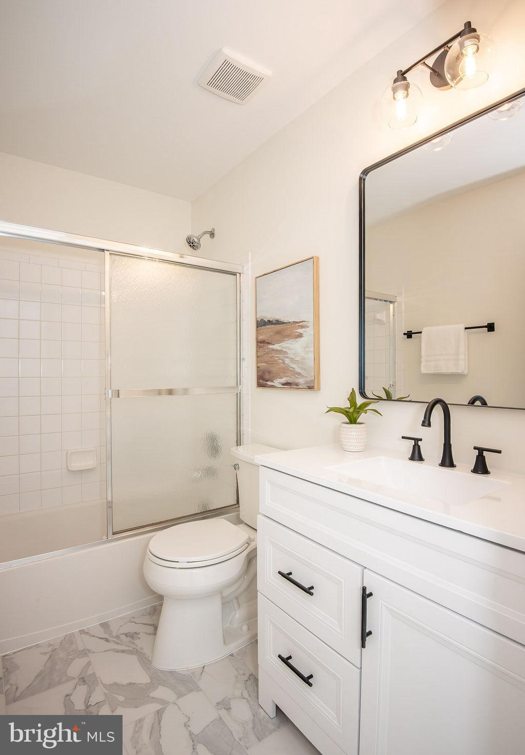 ROCKLAND VILLAGE - Residential