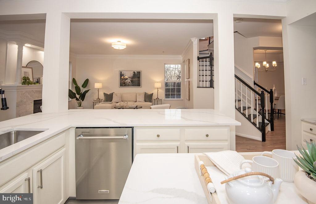 ROCKLAND VILLAGE - Residential