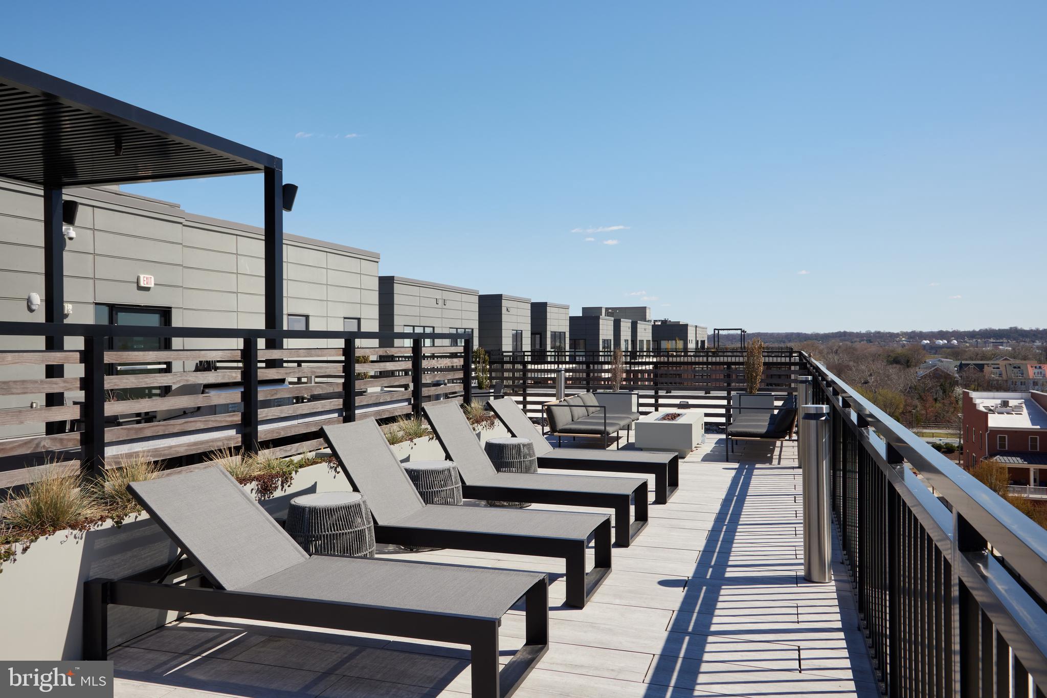 POTOMAC YARD - Residential