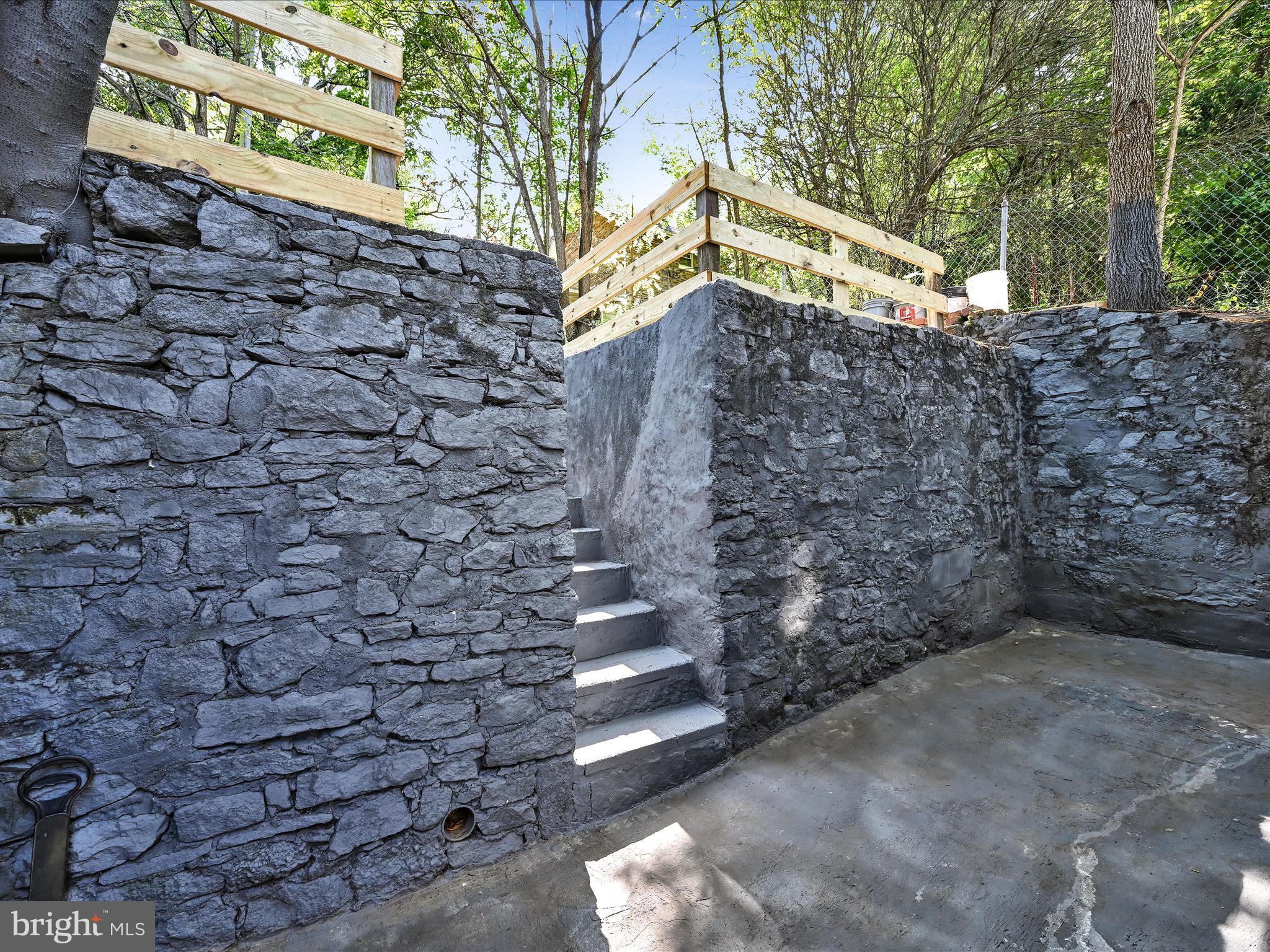 BUNKER HILL - Residential