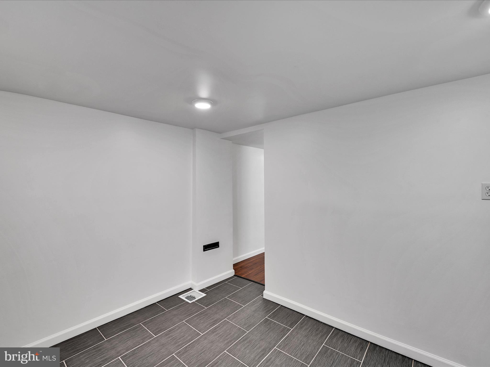 BUNKER HILL - Residential