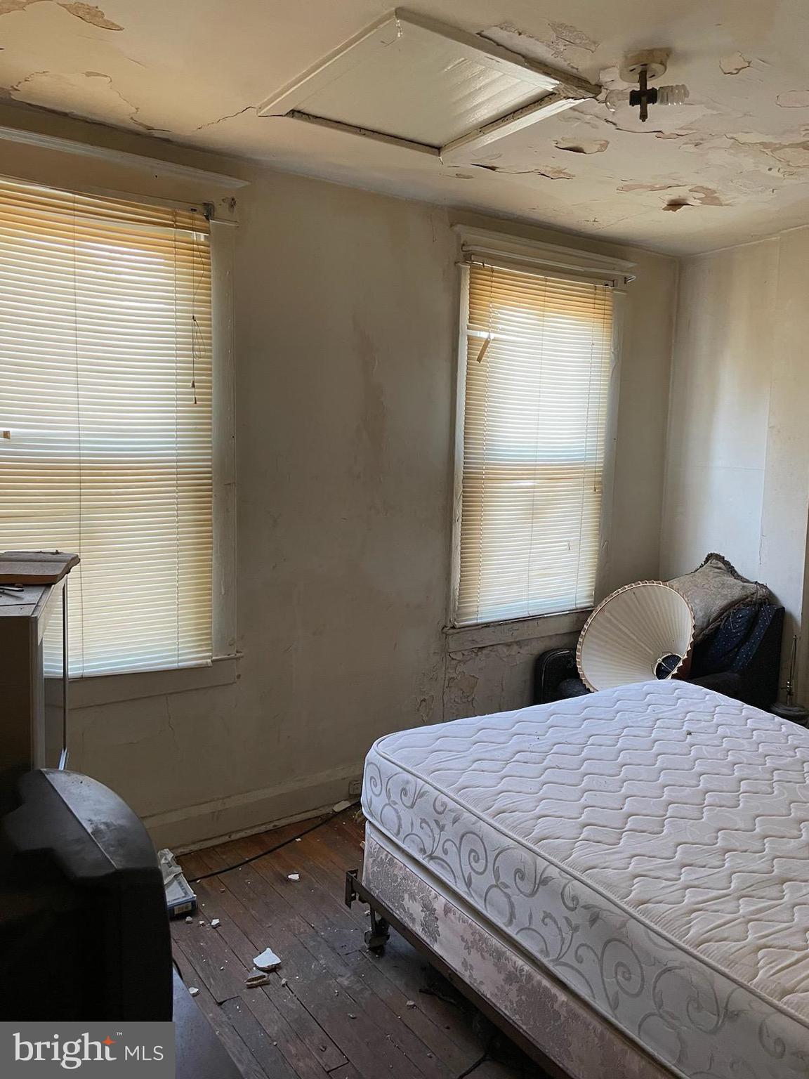 EDMONDSON VIILLAGE - Residential