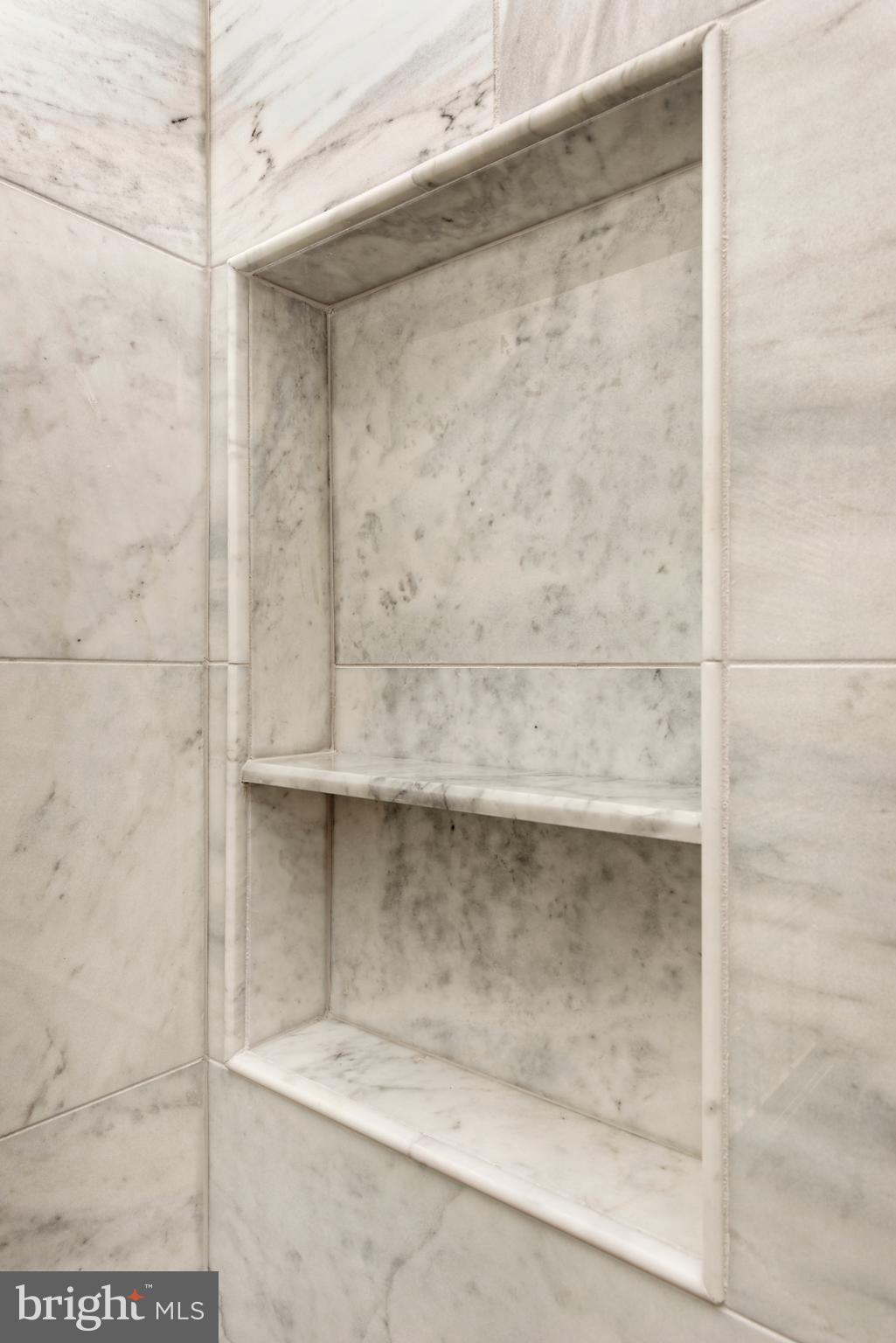 OLD TOWN ALEXANDRIA - Residential