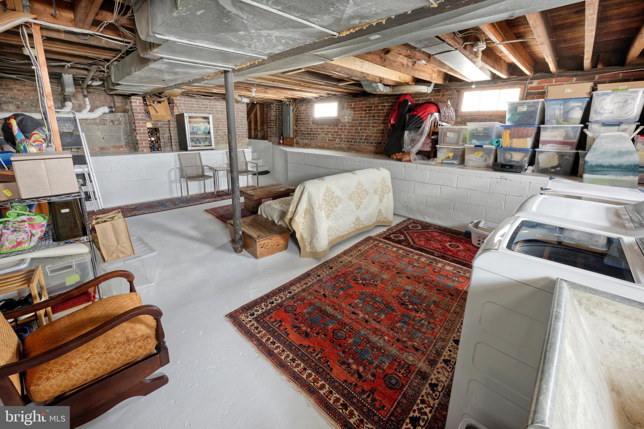 OLD TOWN ALEXANDRIA - Residential