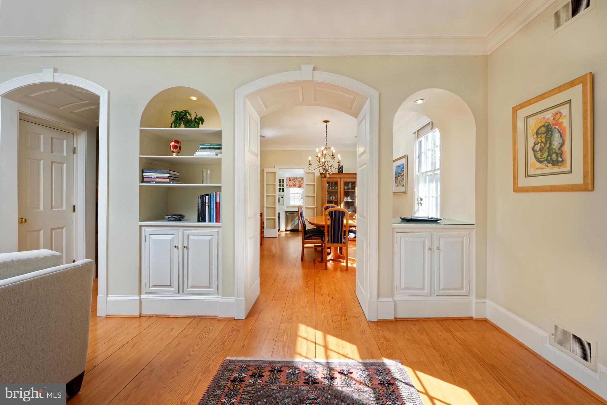 OLD TOWN ALEXANDRIA - Residential