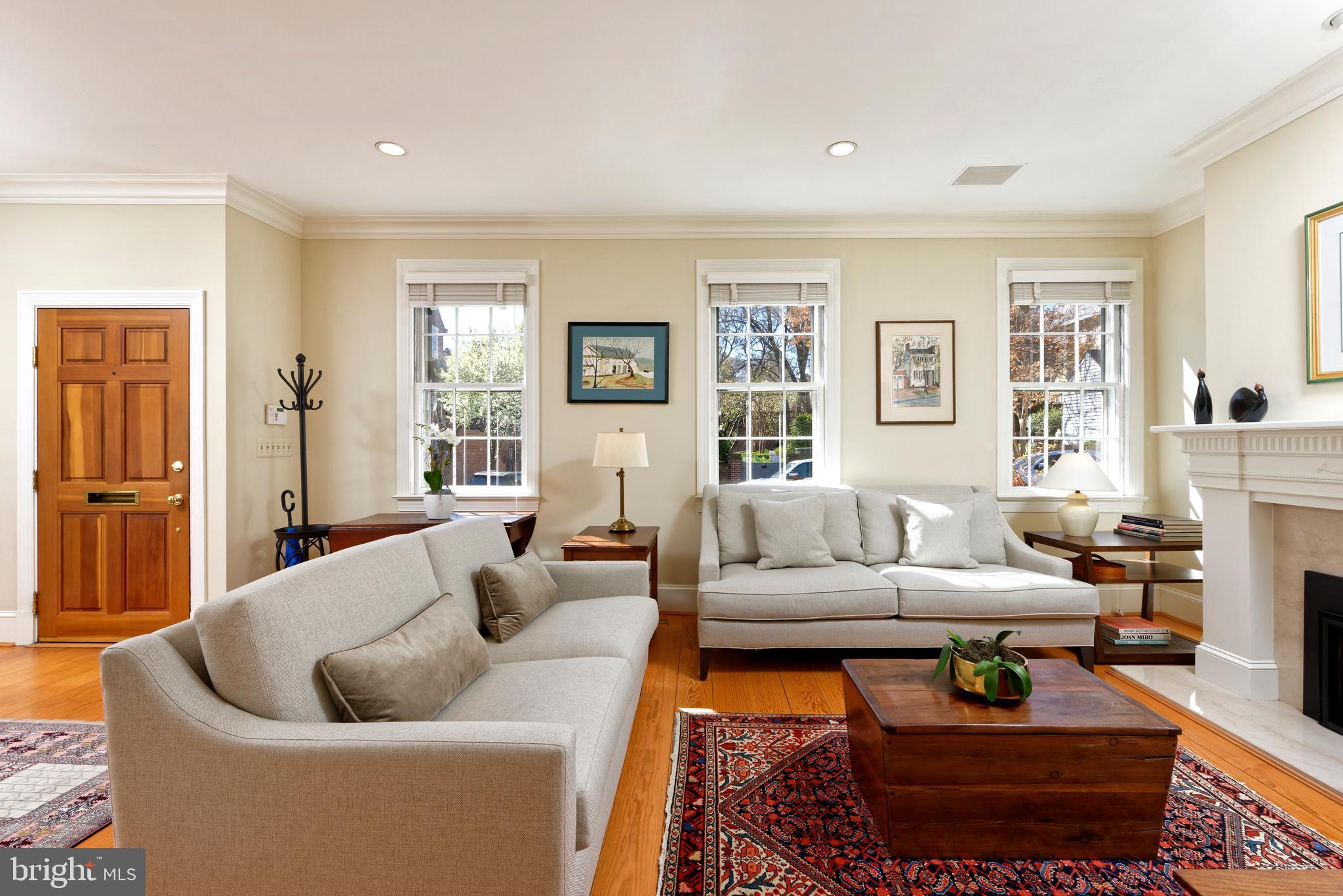 OLD TOWN ALEXANDRIA - Residential