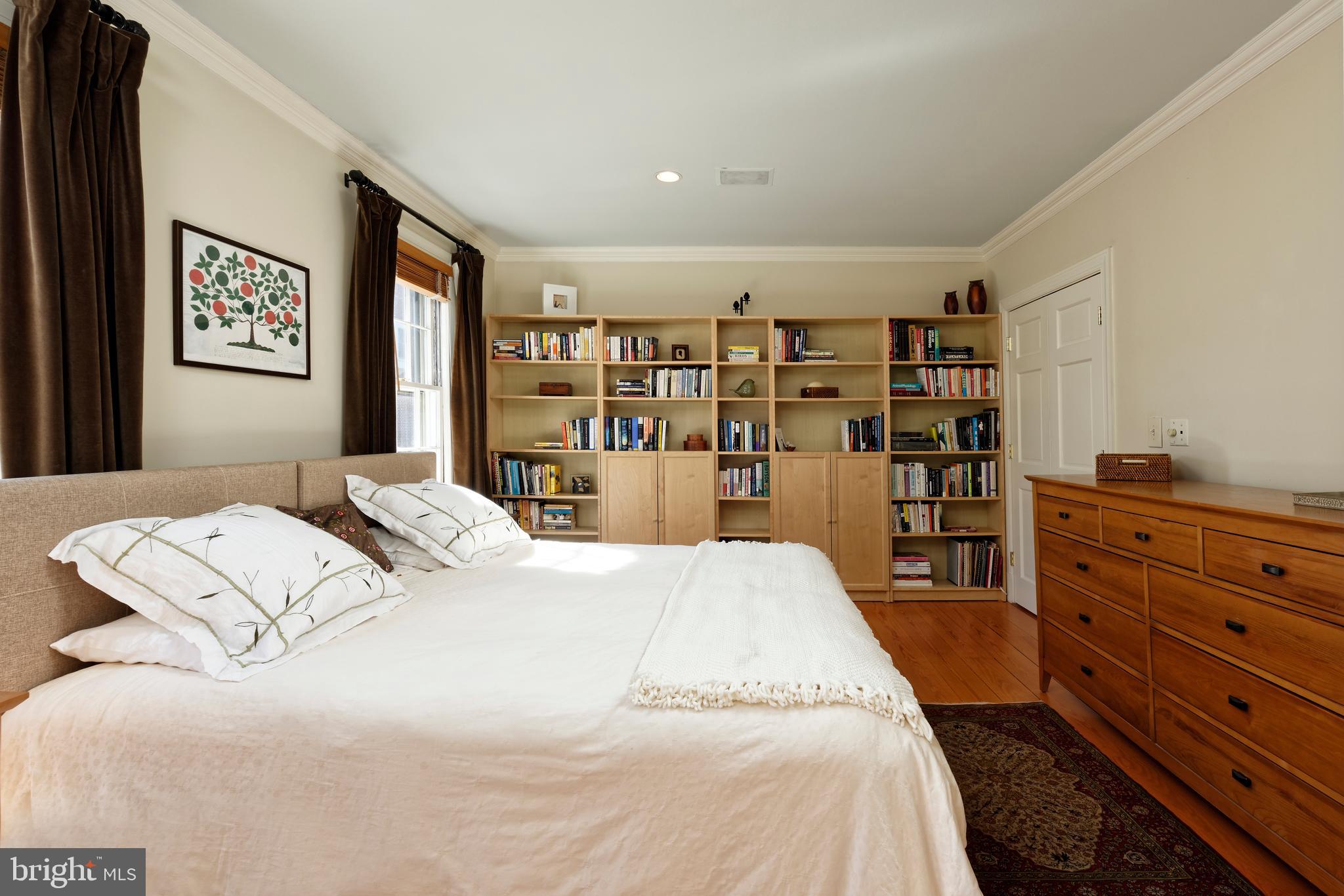 OLD TOWN ALEXANDRIA - Residential