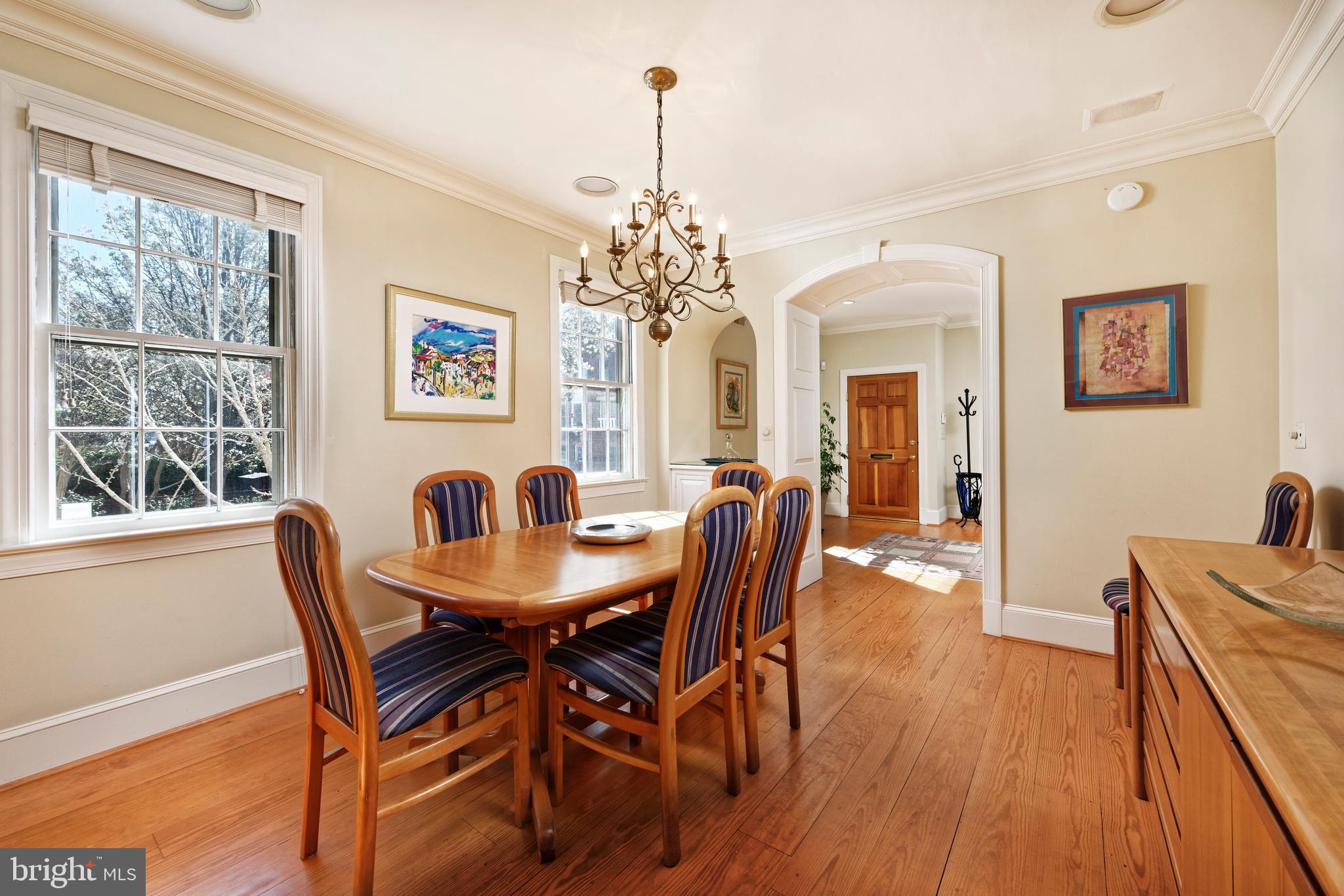 OLD TOWN ALEXANDRIA - Residential