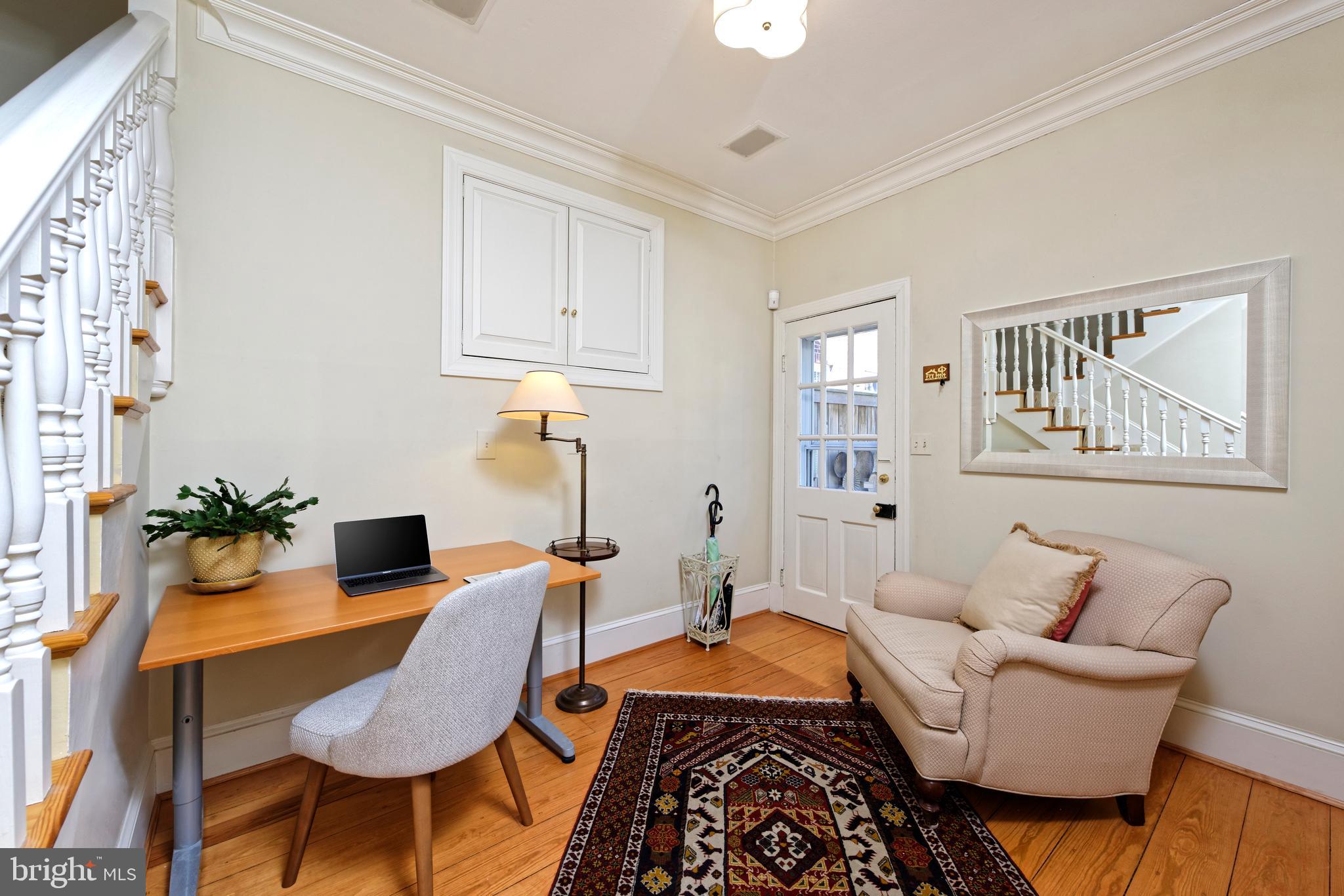 OLD TOWN ALEXANDRIA - Residential