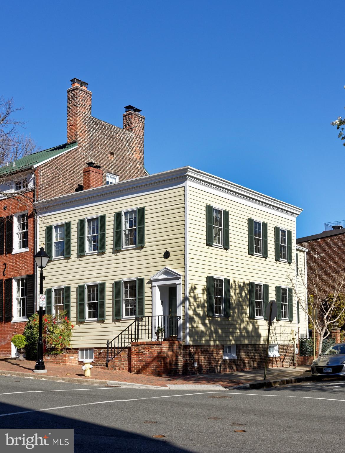 OLD TOWN ALEXANDRIA - Residential