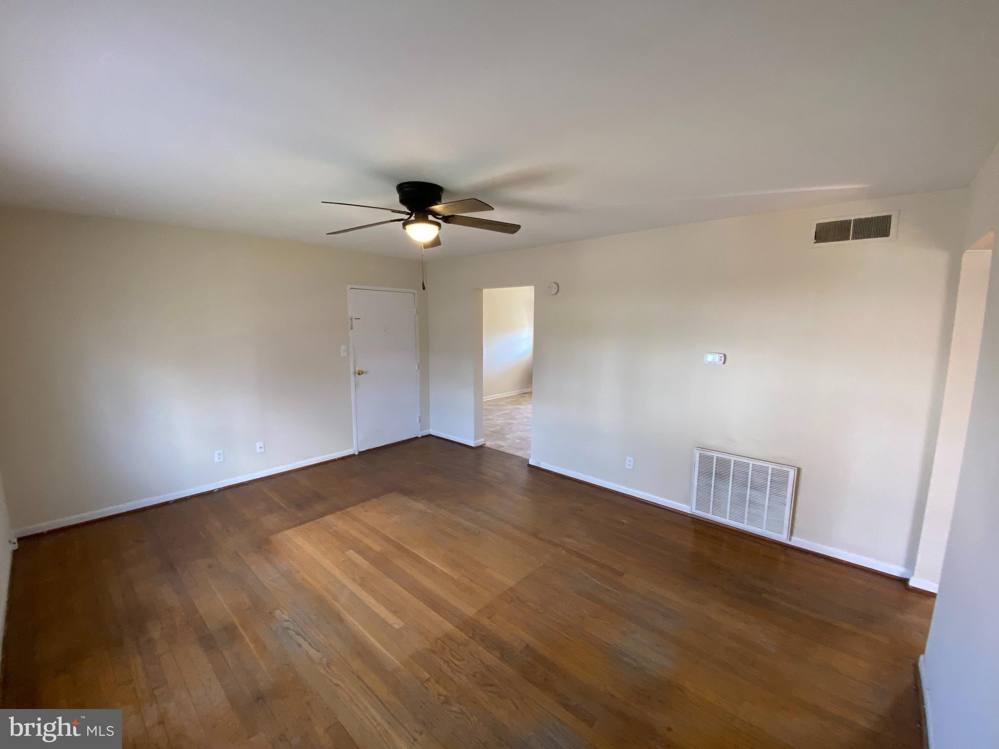 423 HILL STREET 3