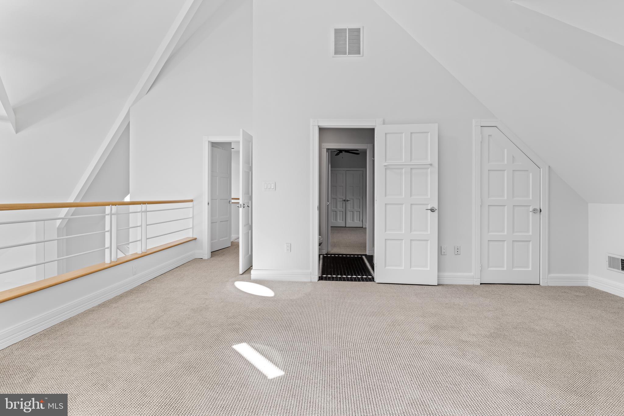 RUXTON - Residential