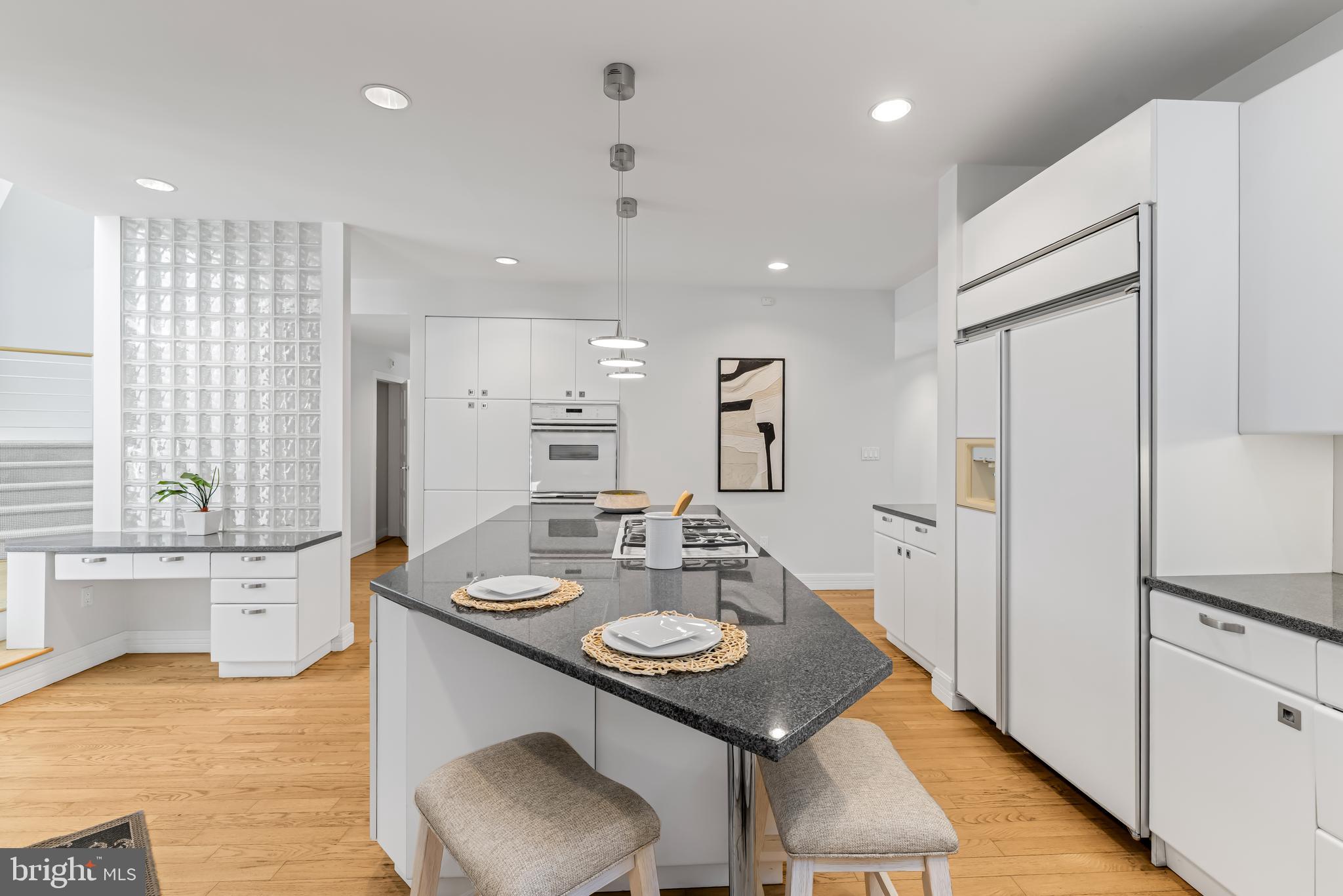 RUXTON - Residential