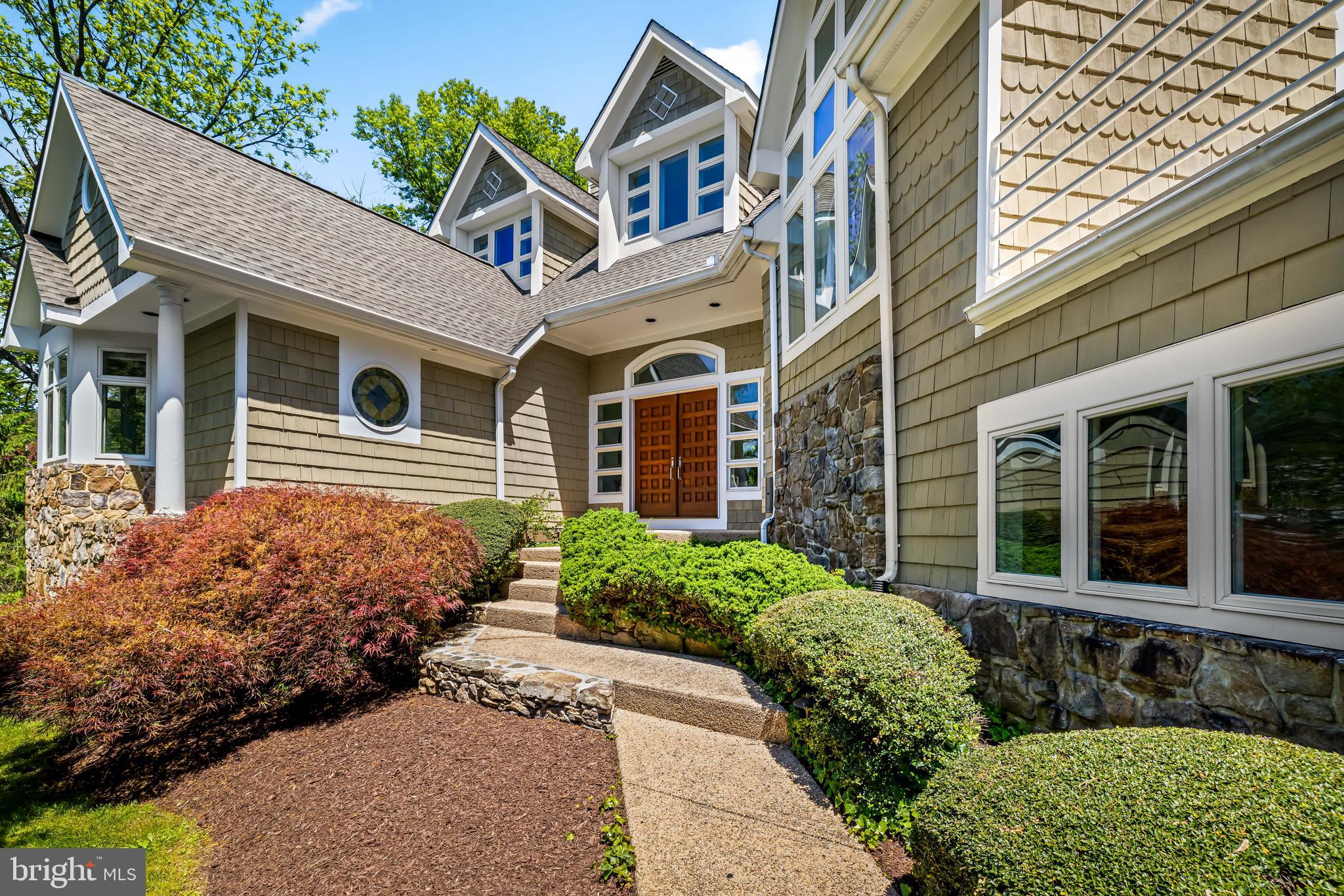 1216 BERWICK ROAD