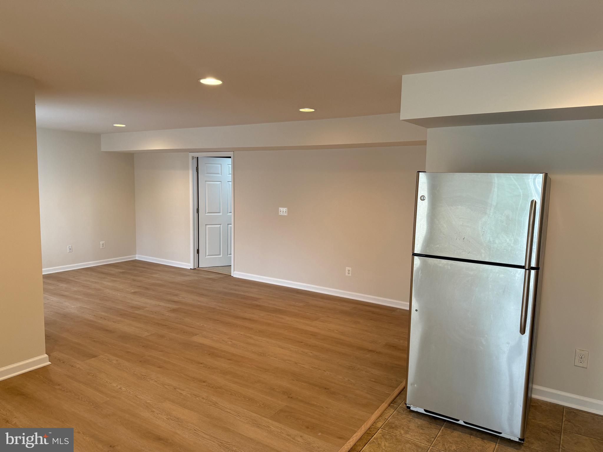 FOREST GLEN - Residential Lease