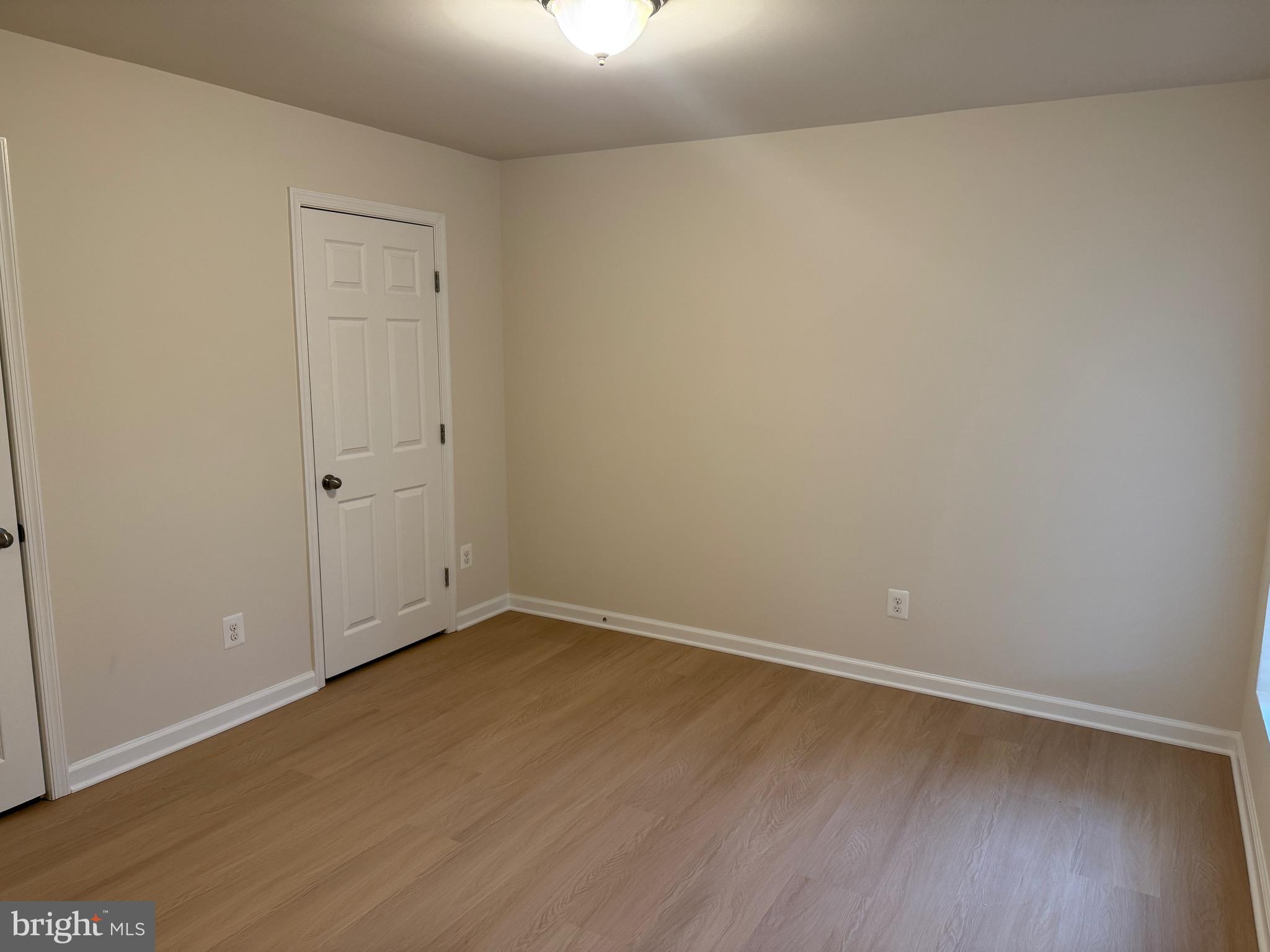 FOREST GLEN - Residential Lease